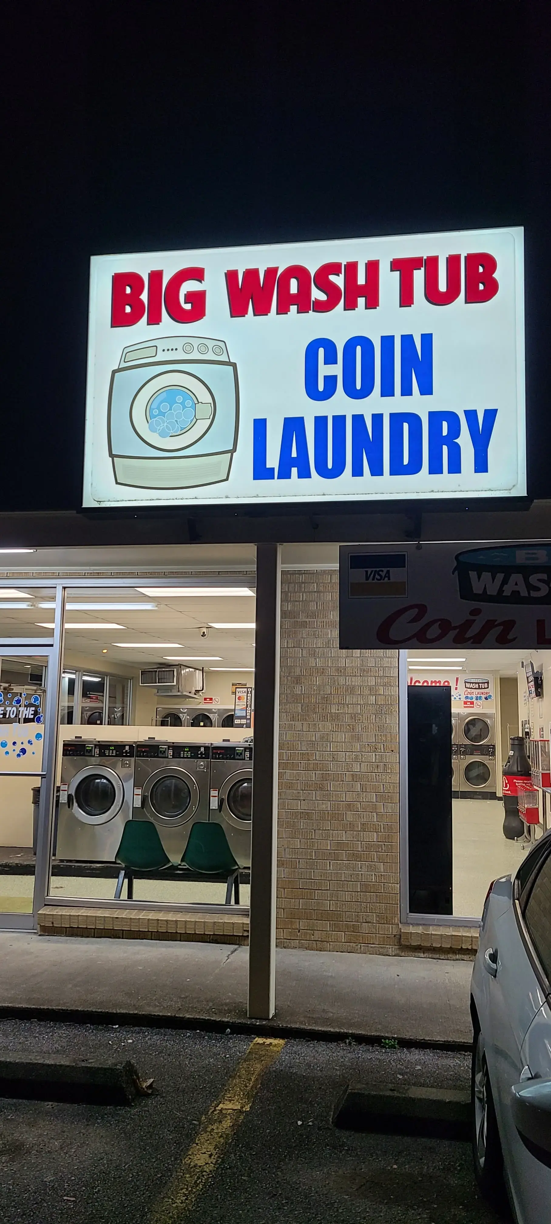 Big Tub Wash Coin Laundry thumbnail 6