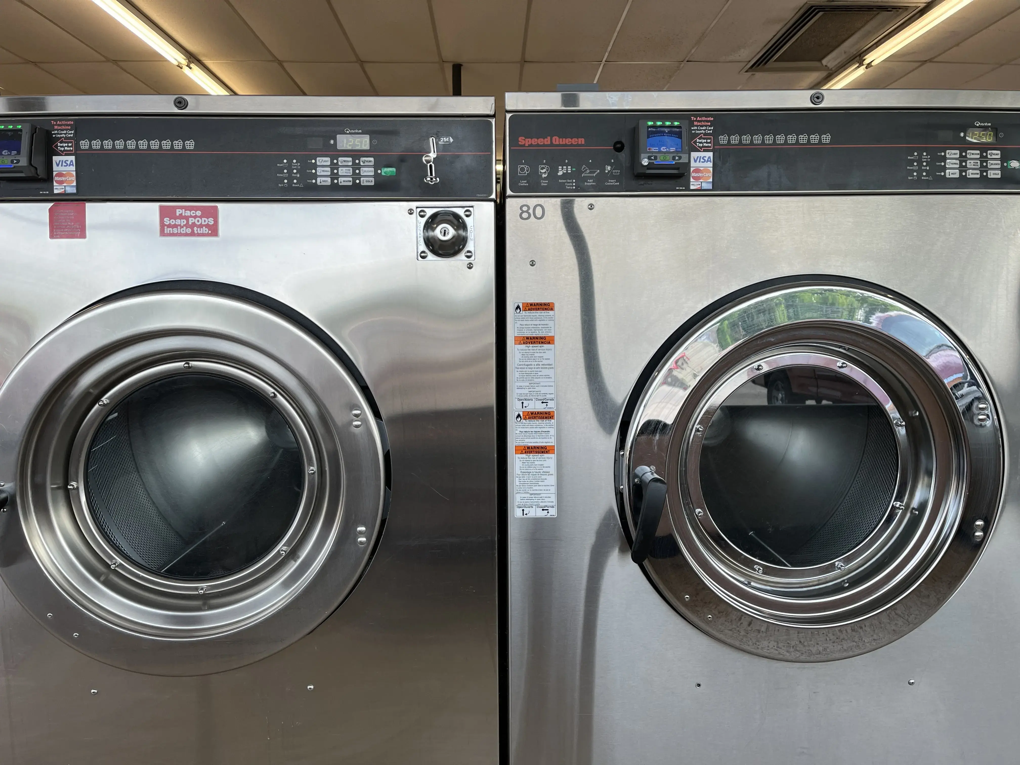 Big Wash Tub Coin Laundry thumbnail 5