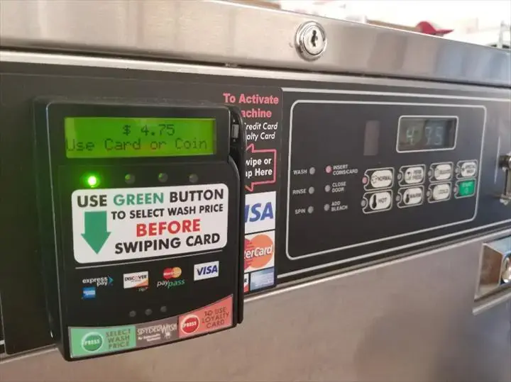 Big Wash Tub Coin Laundry thumbnail 9