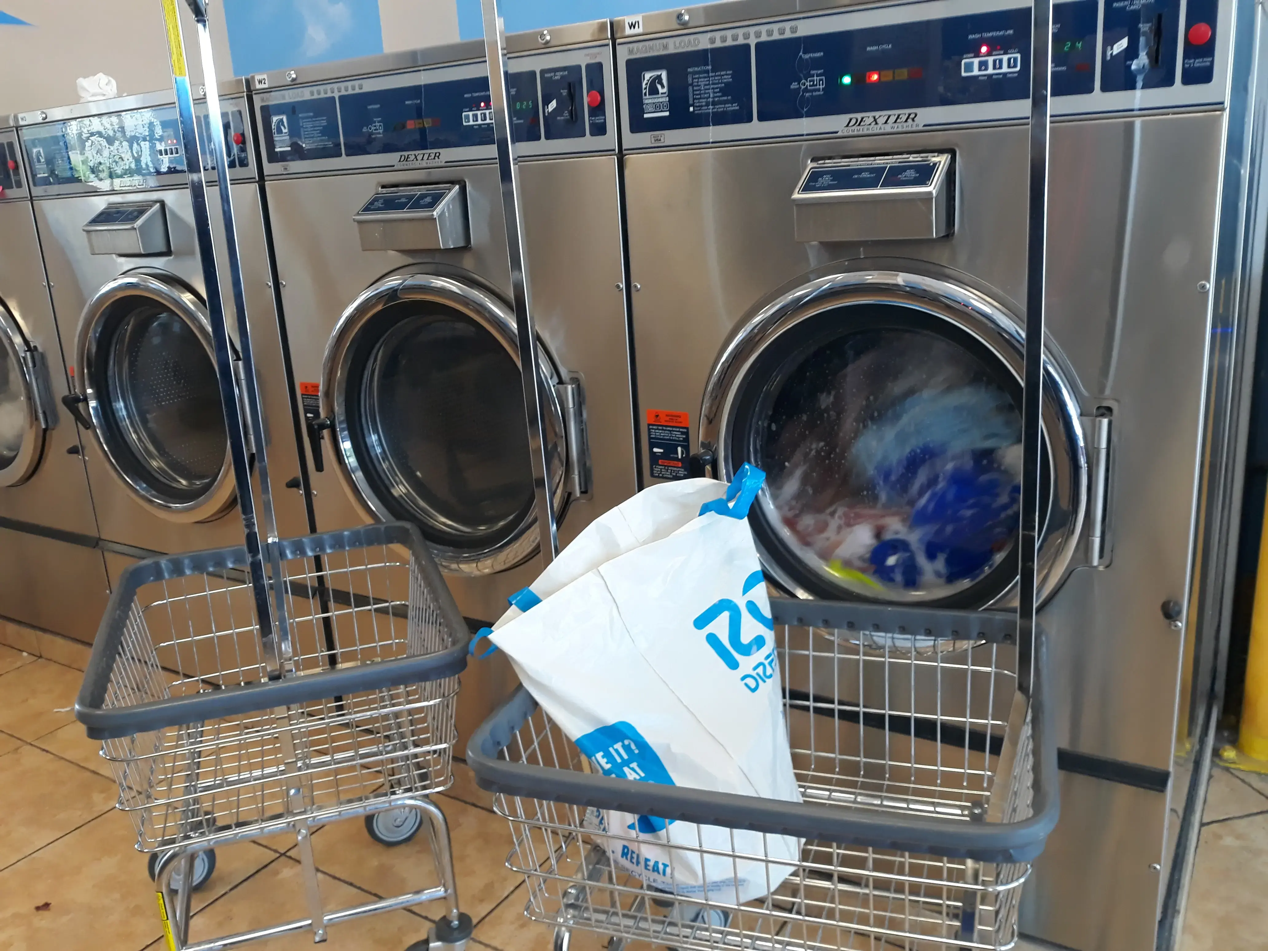 Big Wave Laundromat location