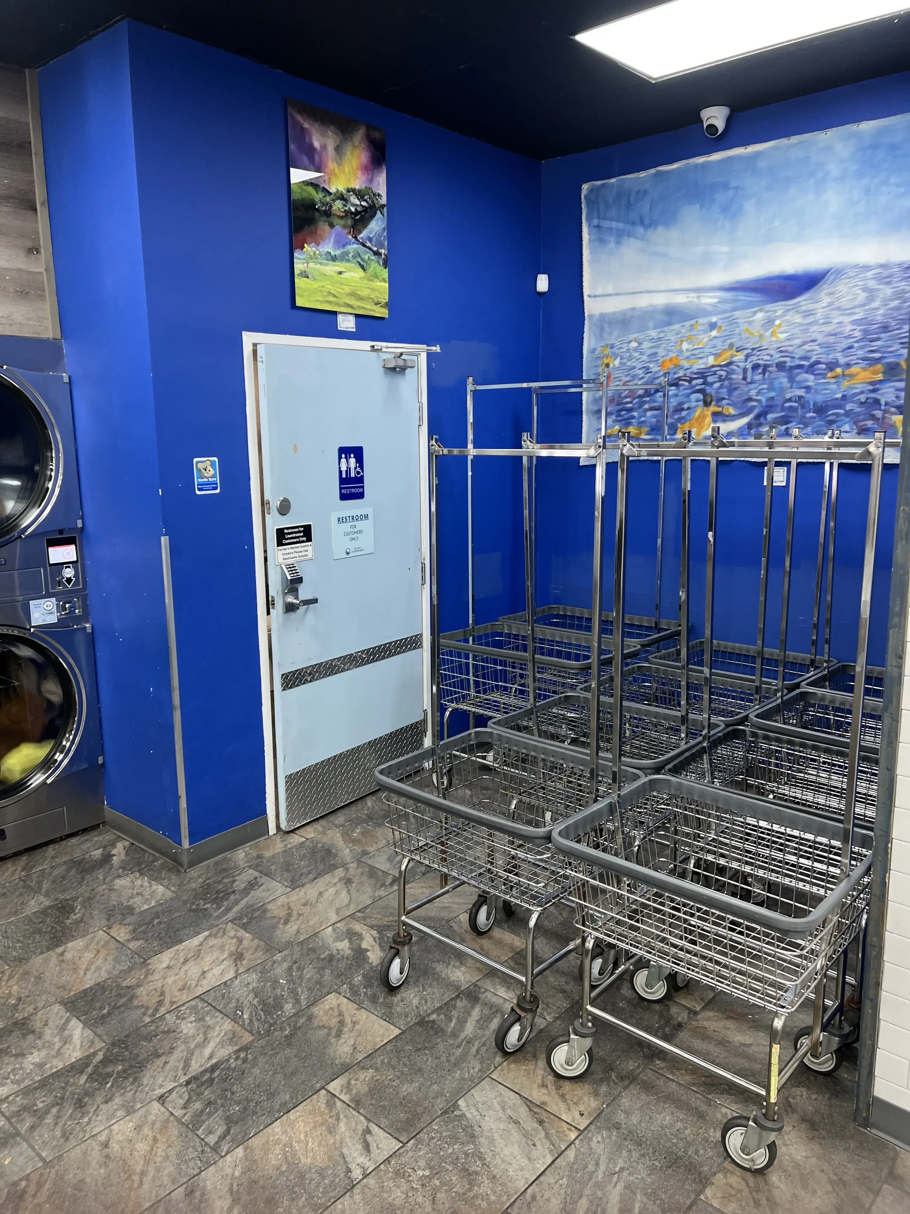 Big Waves Laundromat - Mar Vista thumbnail 14