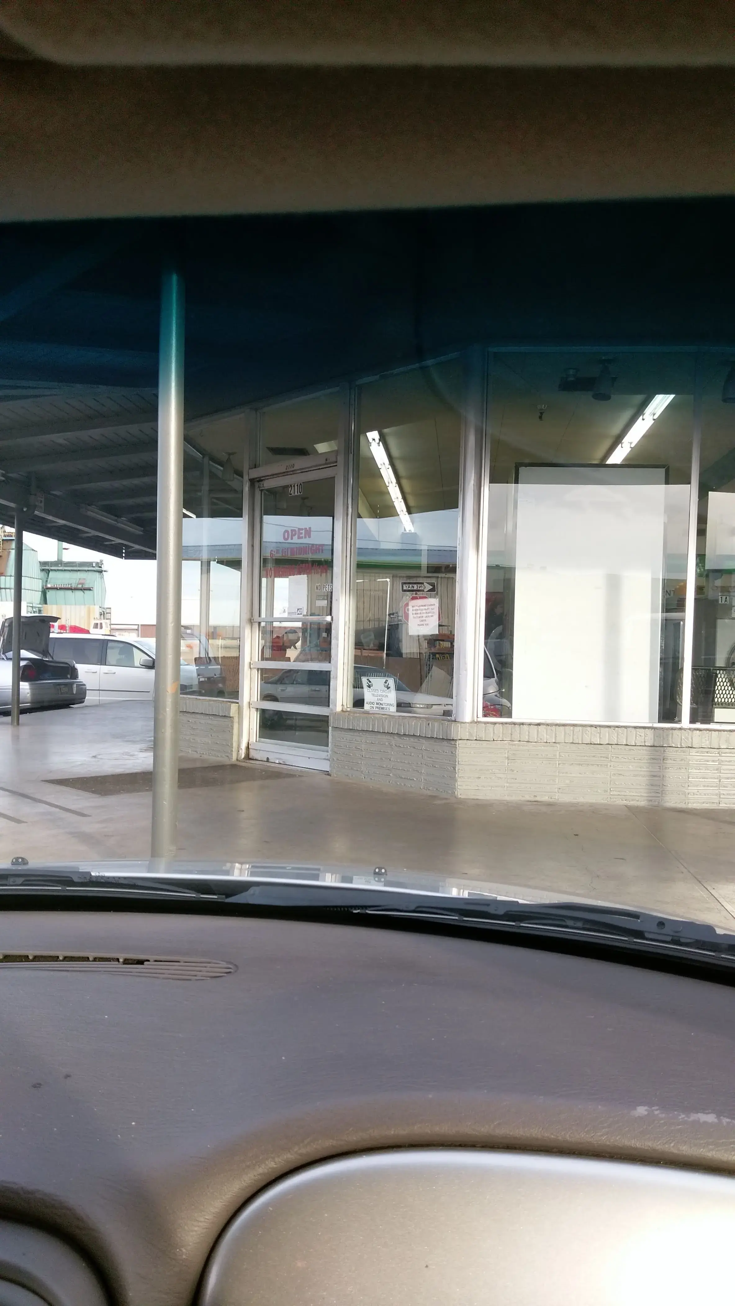 Big Y Laundry Services - Image 15