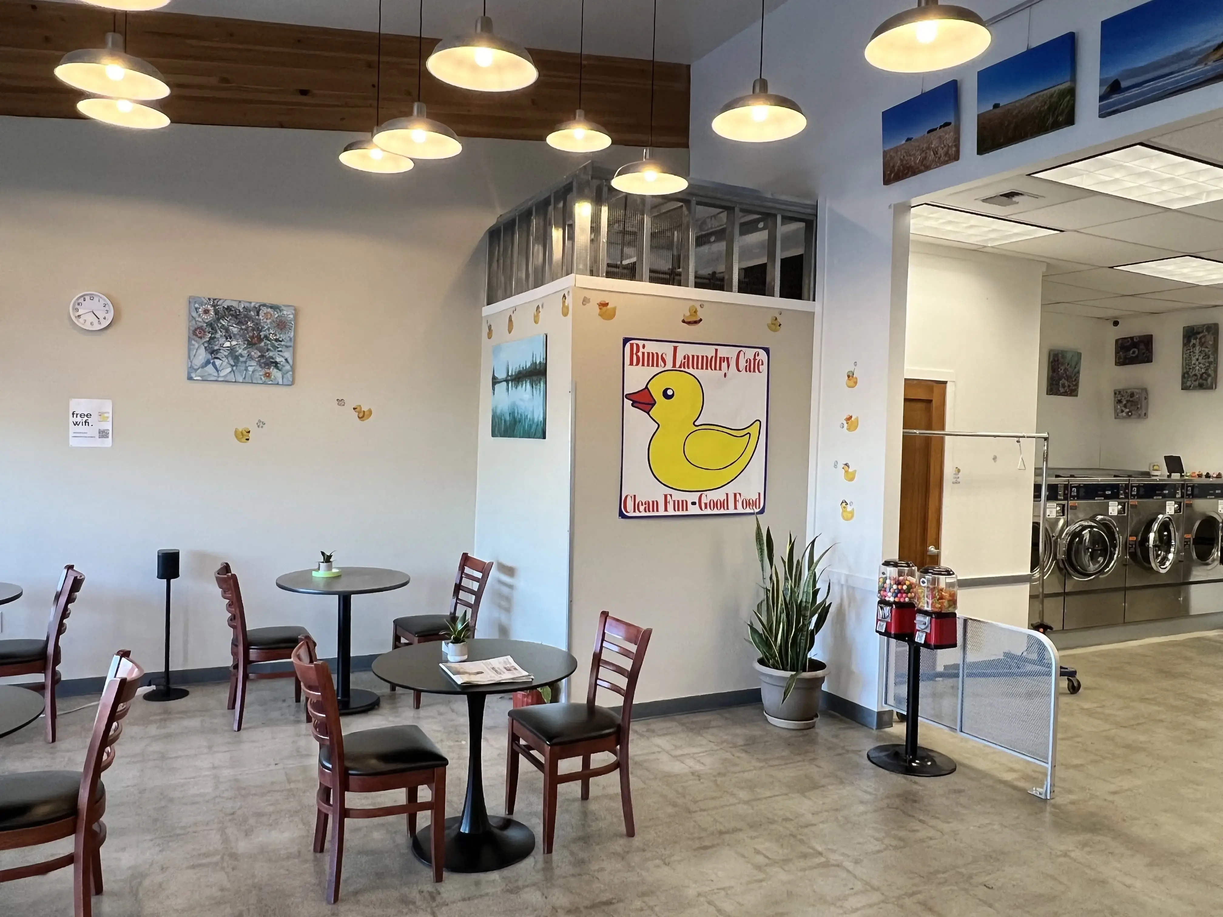 Bims Laundry Cafe thumbnail 5