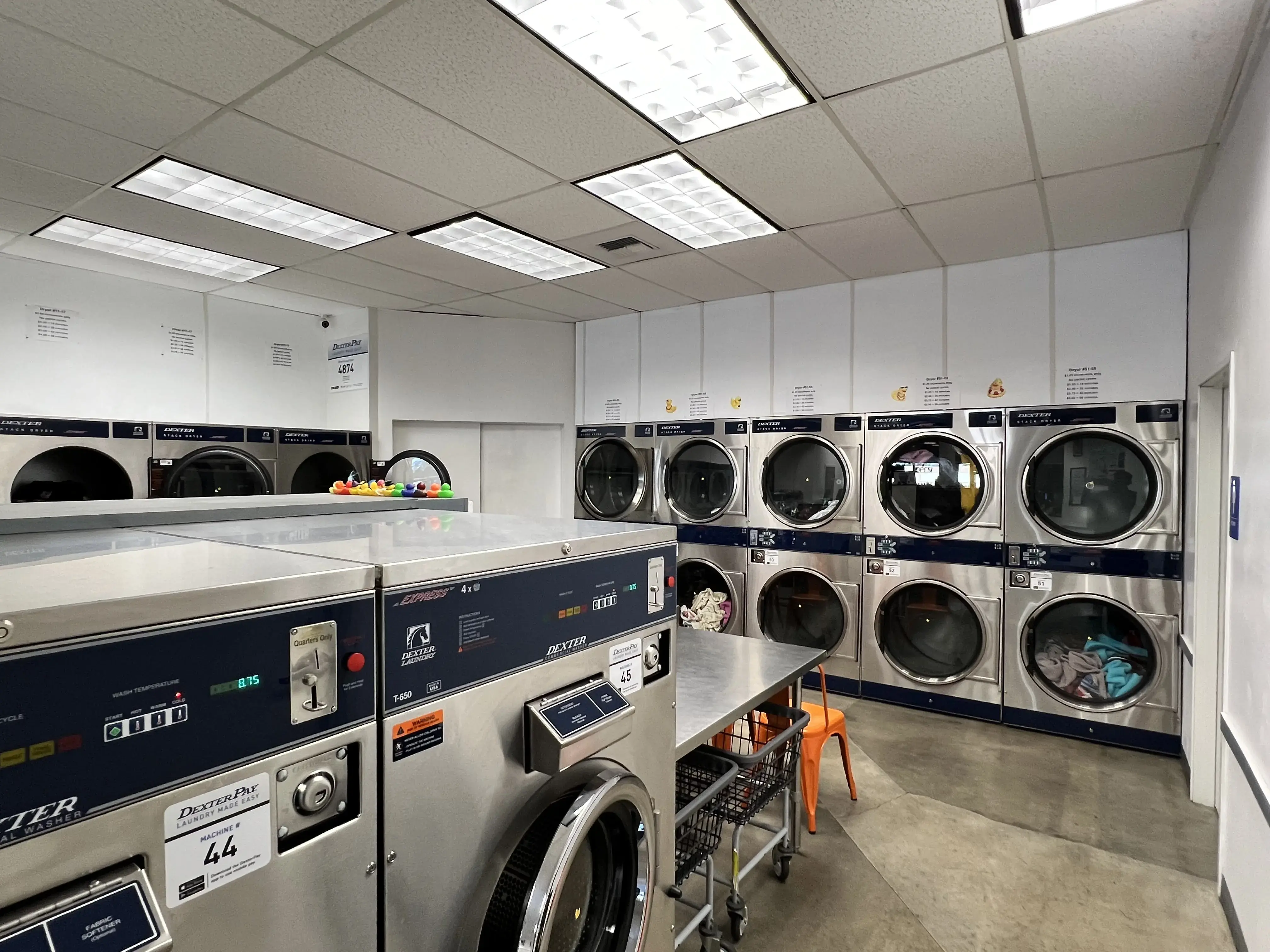Bims Laundry Cafe - Image 4
