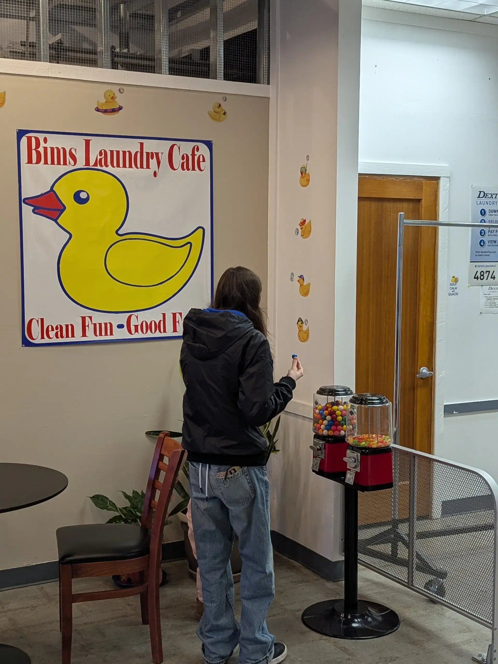 Bims Laundry Cafe - Image 13