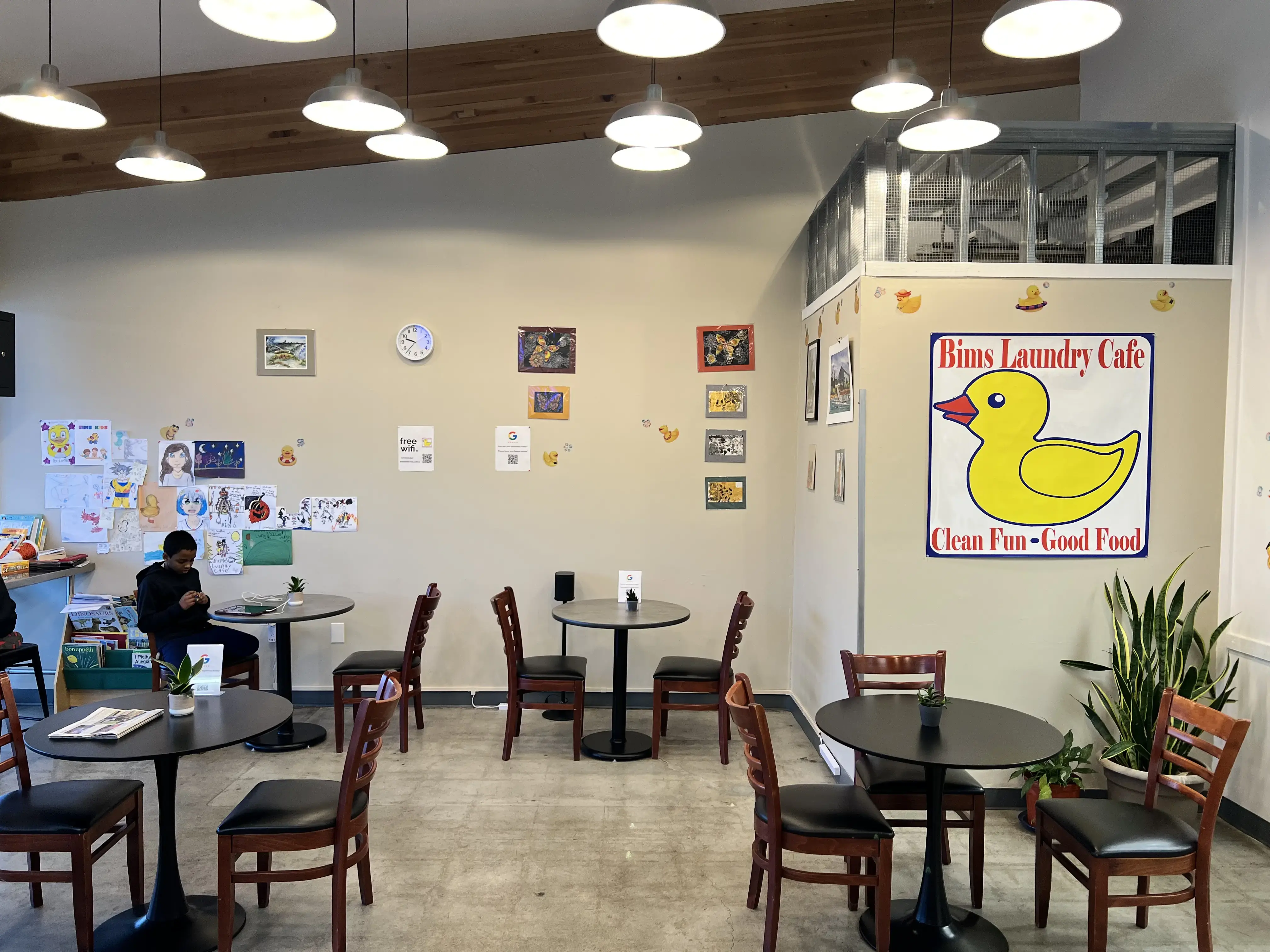 Bims Laundry Cafe thumbnail 12