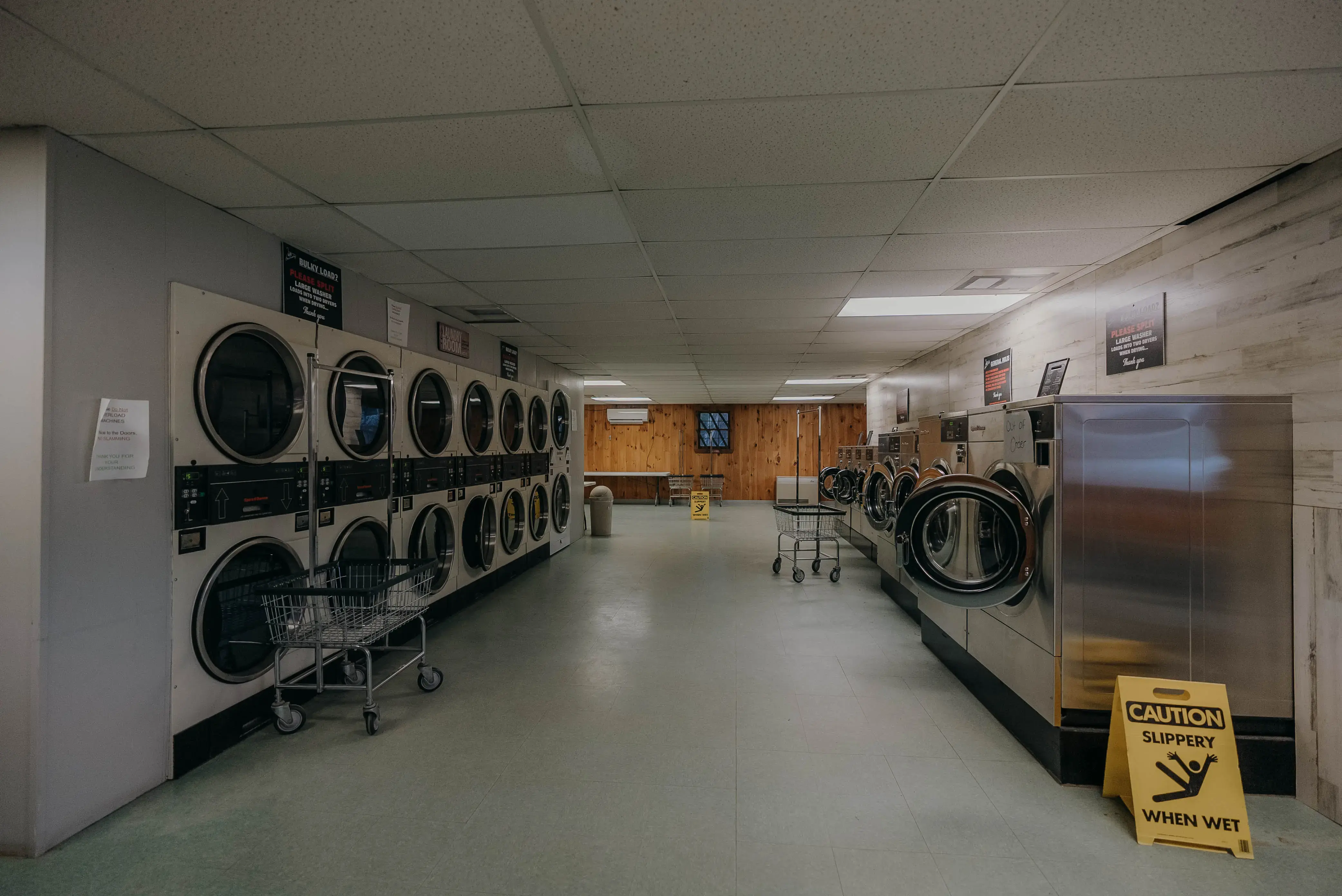 Bingham Laundry Lounge - Image 15