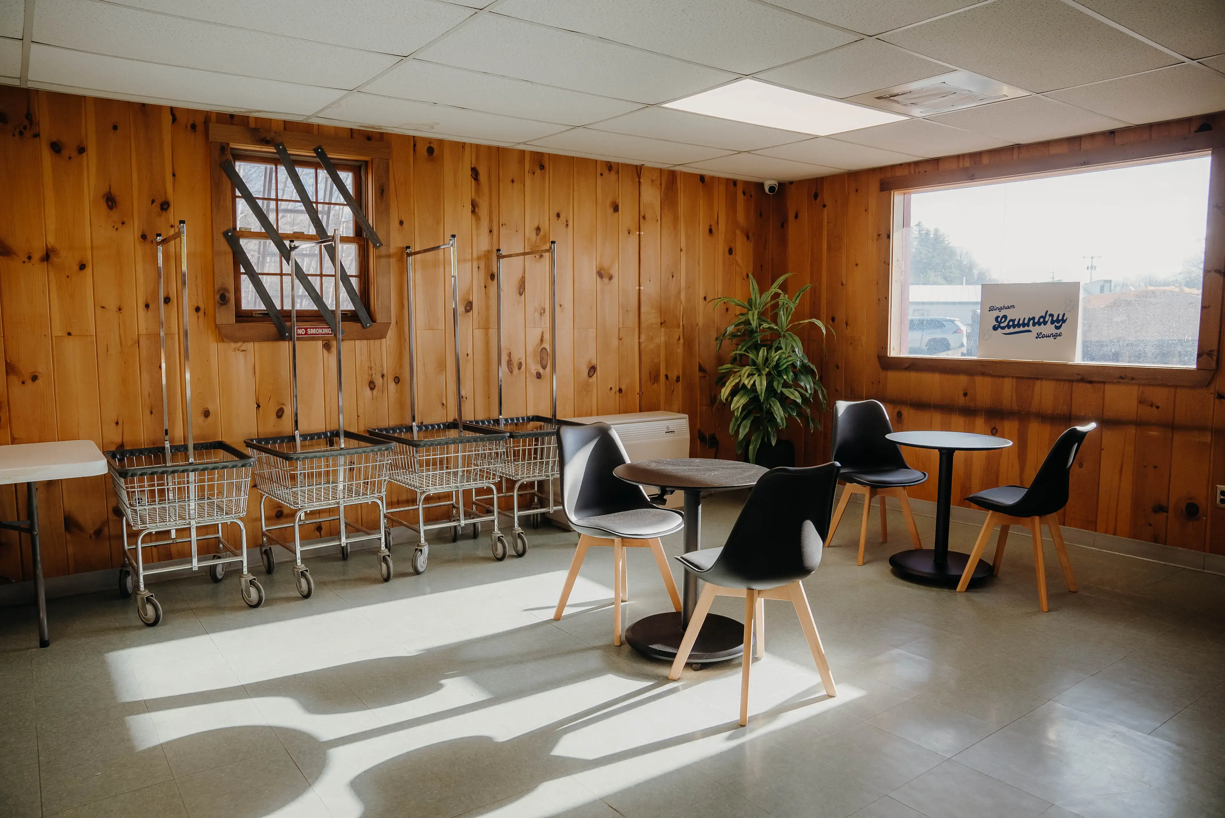 Bingham Laundry Lounge thumbnail 10