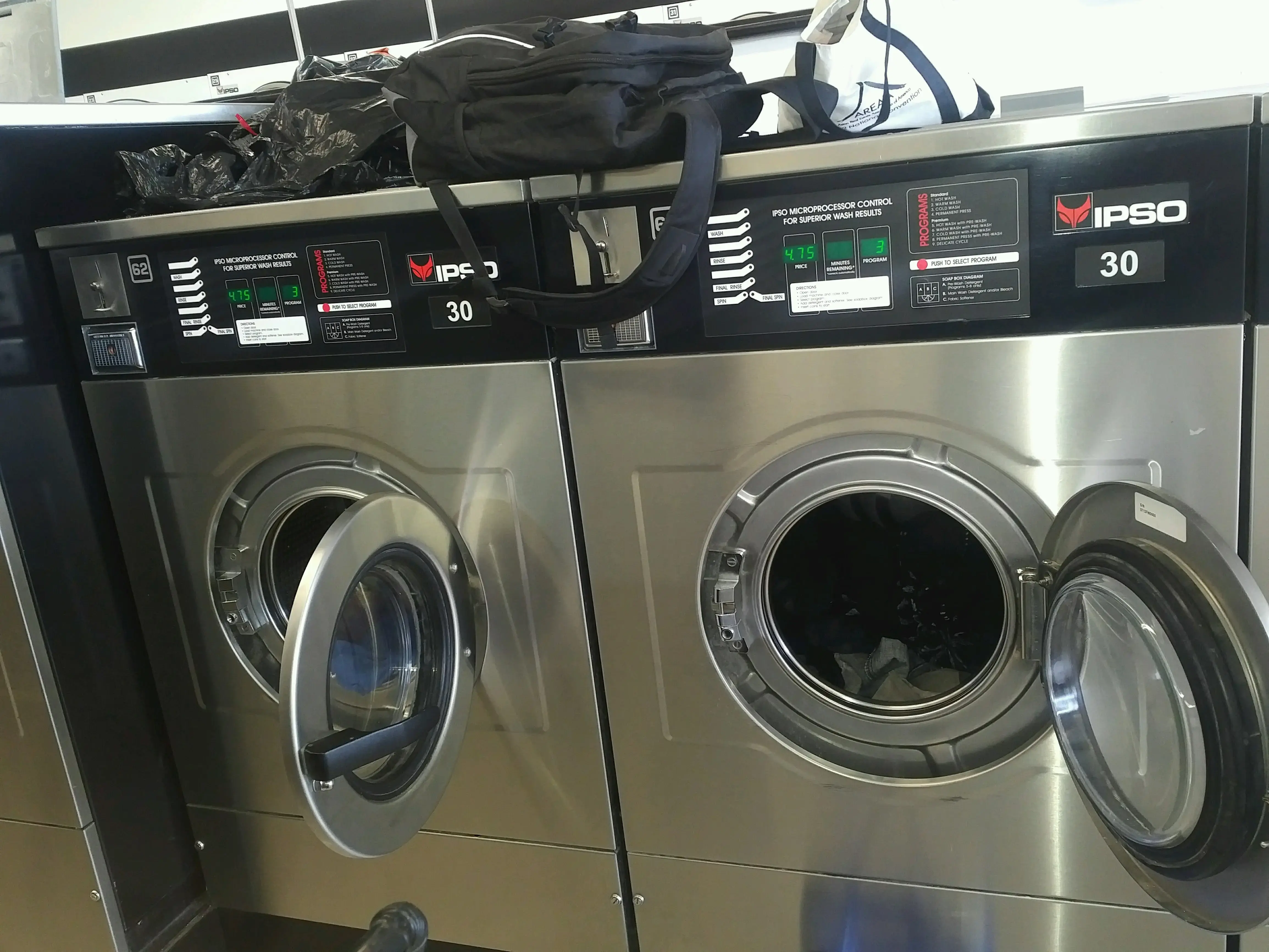 Birdies Coin Laundry - Image 2