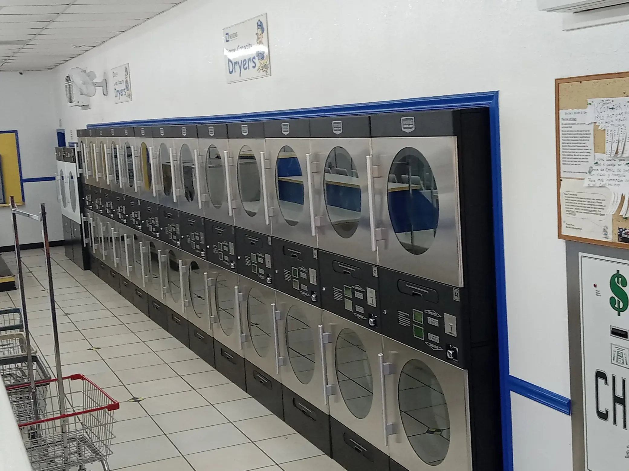 Birdie's Wash & Dry Laundry - Image 17