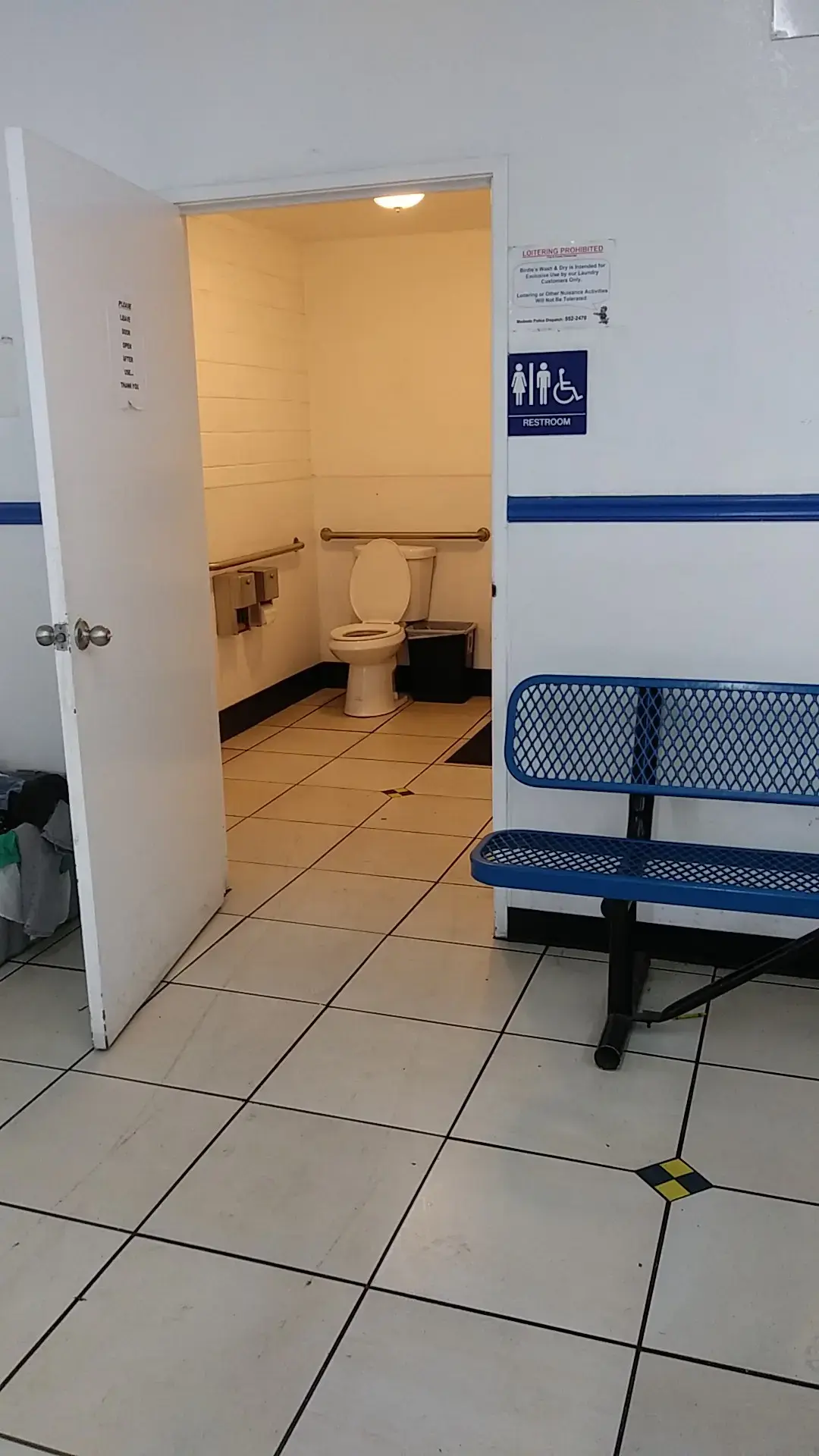 Birdie's Wash & Dry Laundry - Image 6