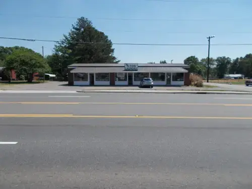 Biscoe Coin Laundry - Image 3