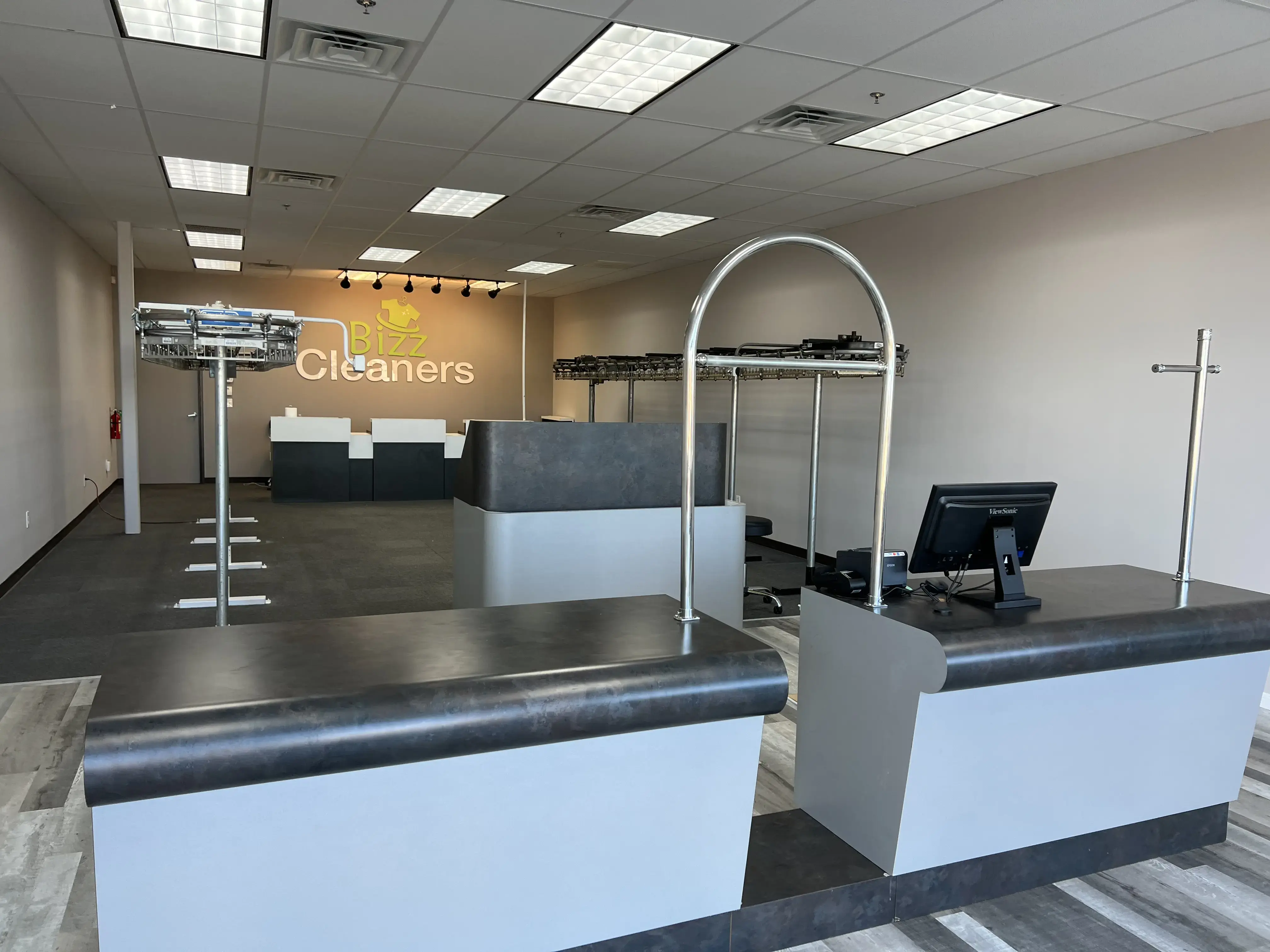 Bizz Cleaners - Image 2