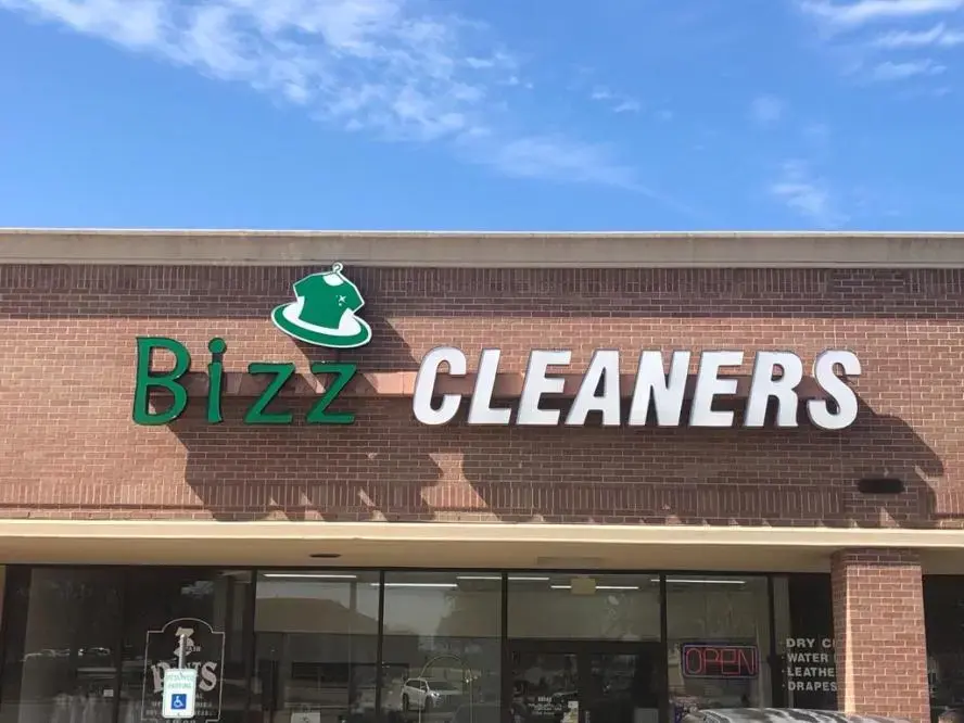 Bizz Cleaners - Image 2