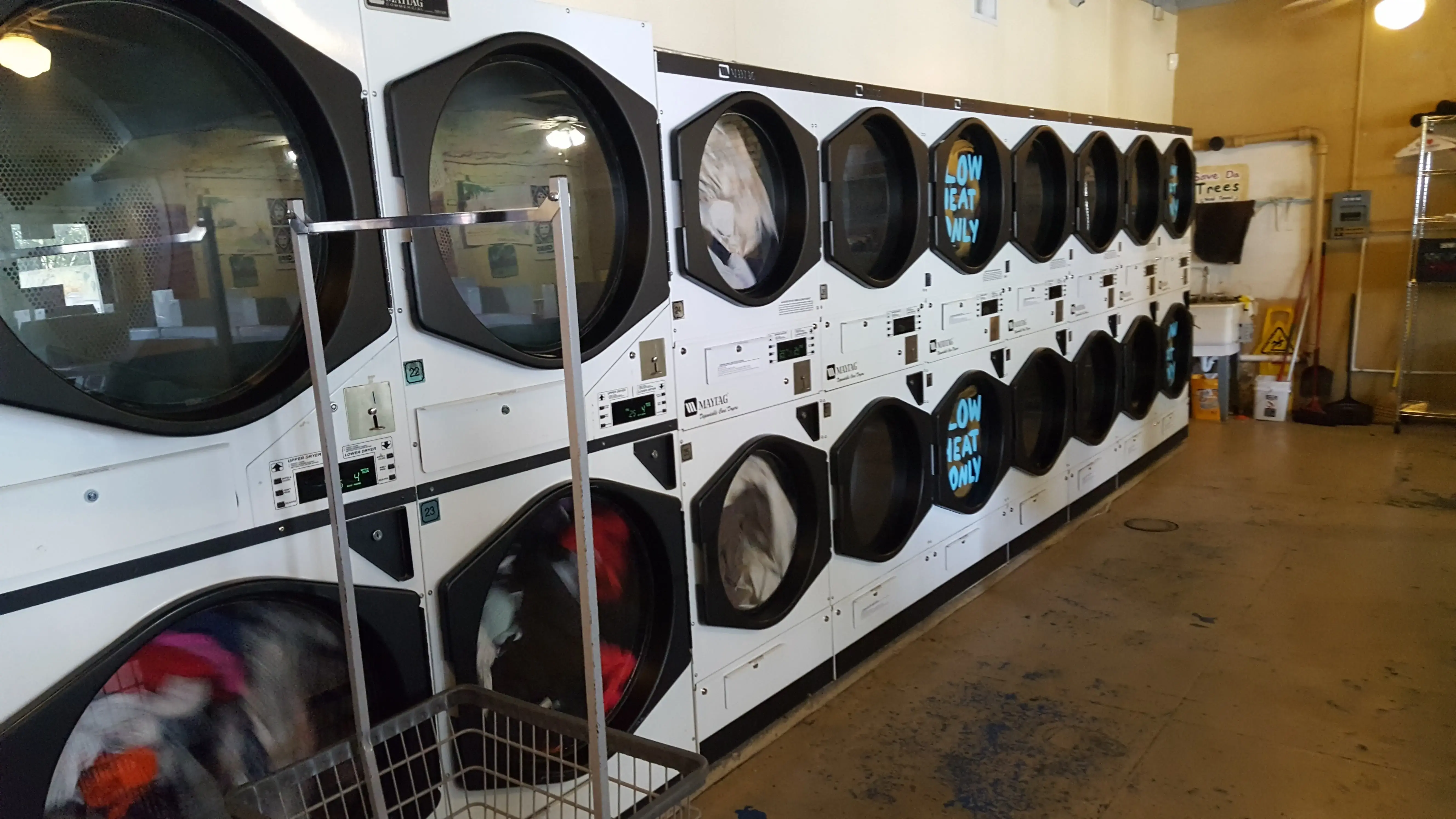 Black & Gold Wash & Fold® thumbnail 12