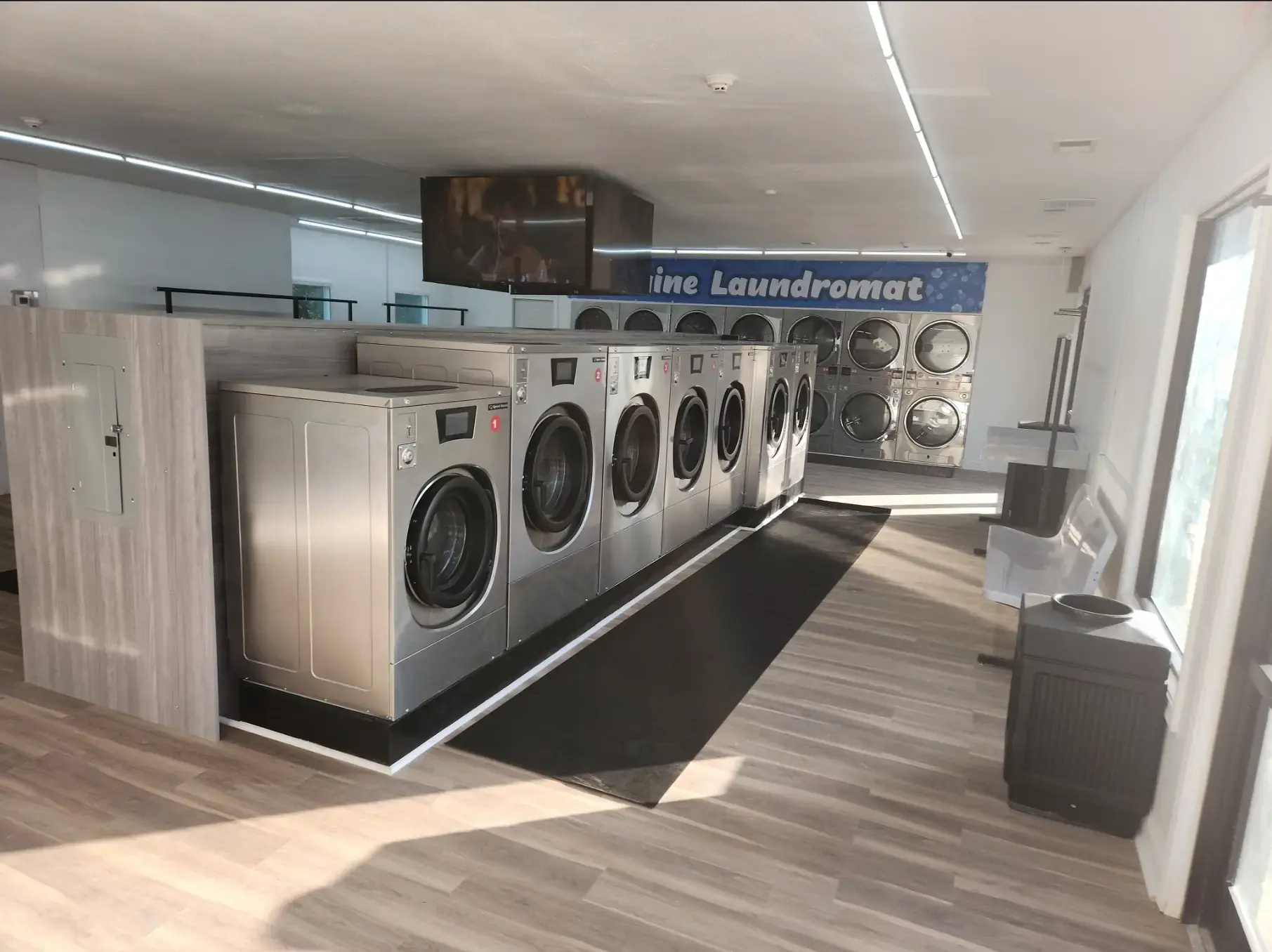 Blaine Laundromat thumbnail 1