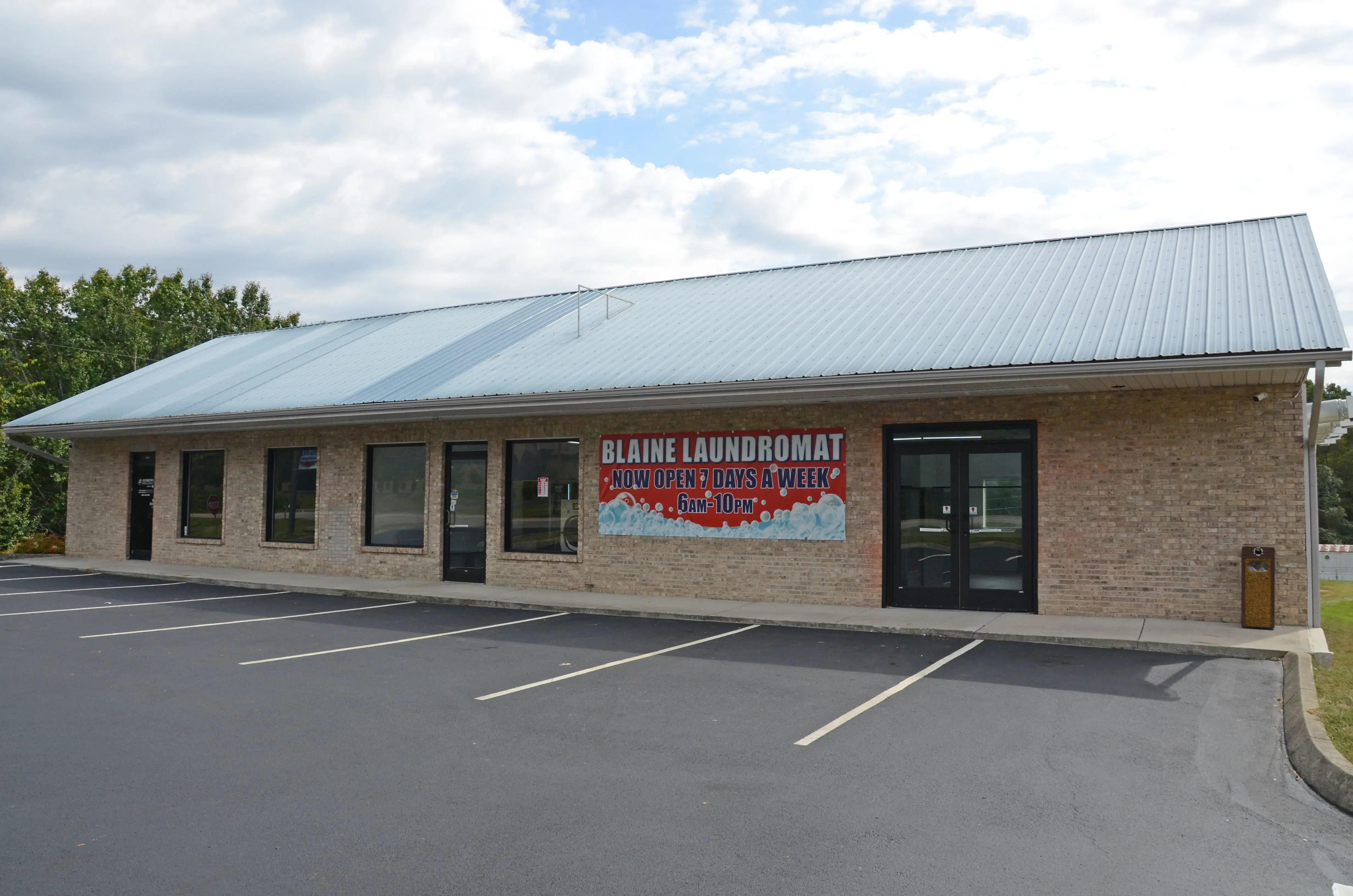 Blaine Laundromat thumbnail 5