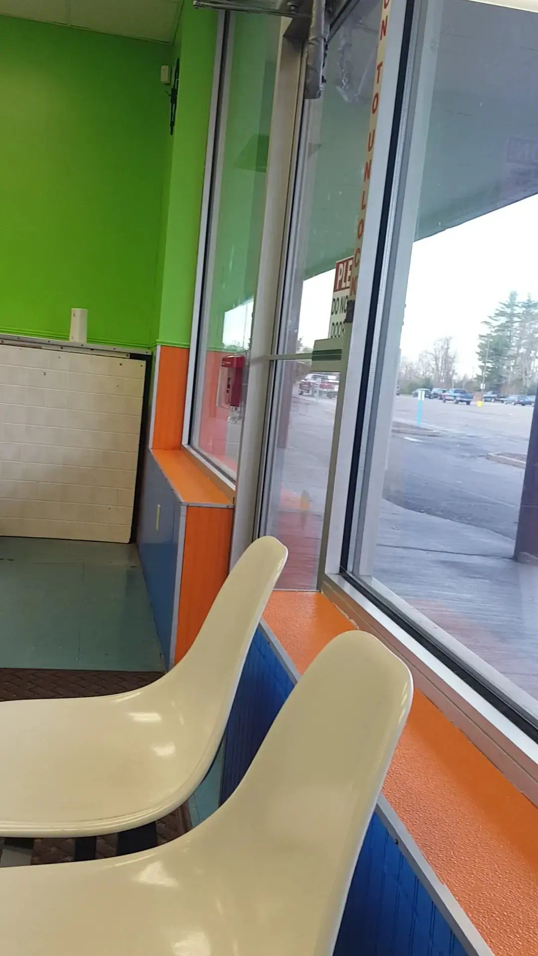 Blakeslee Laundromat - Image 2