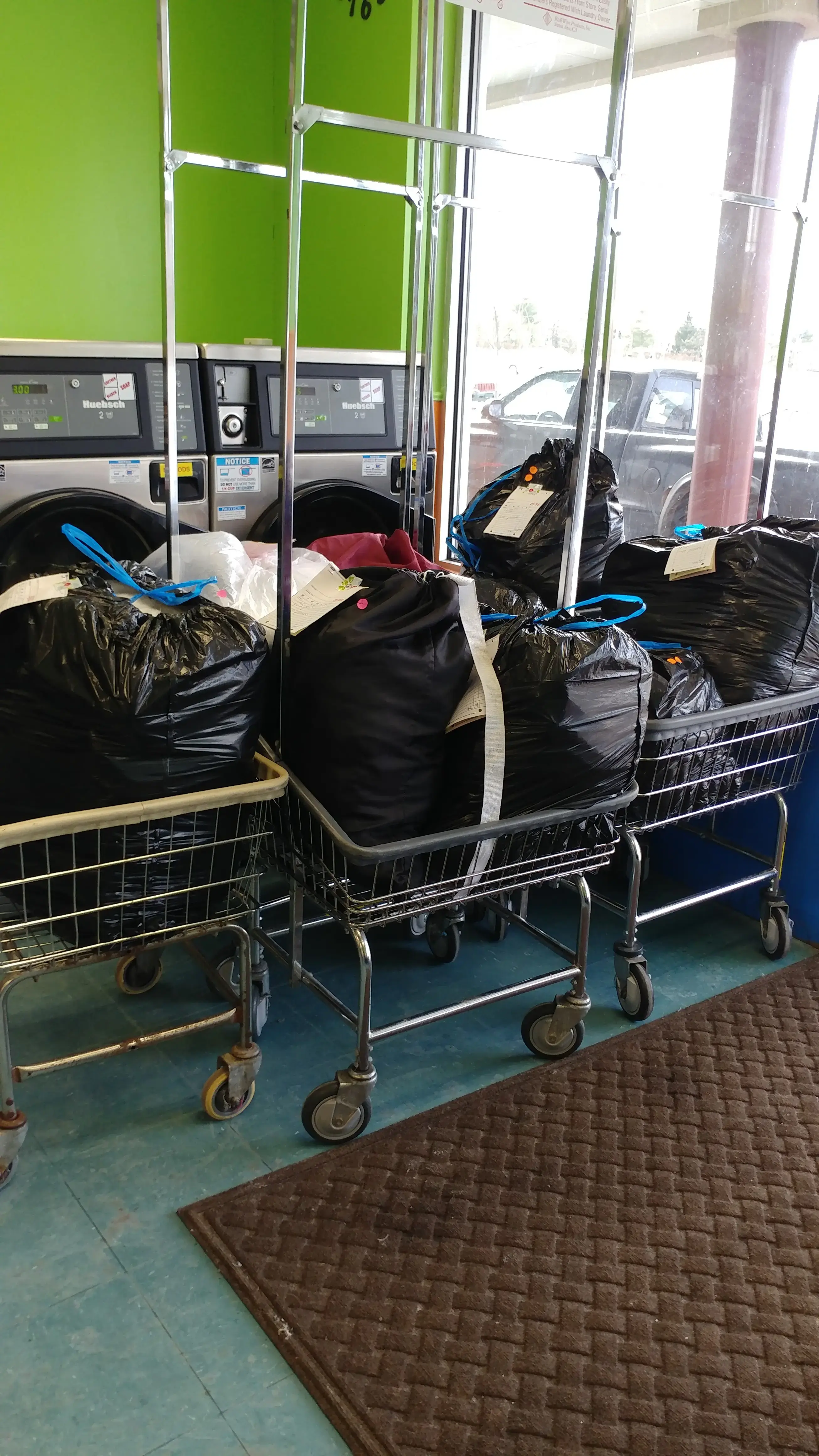 Blakeslee Laundromat thumbnail 10