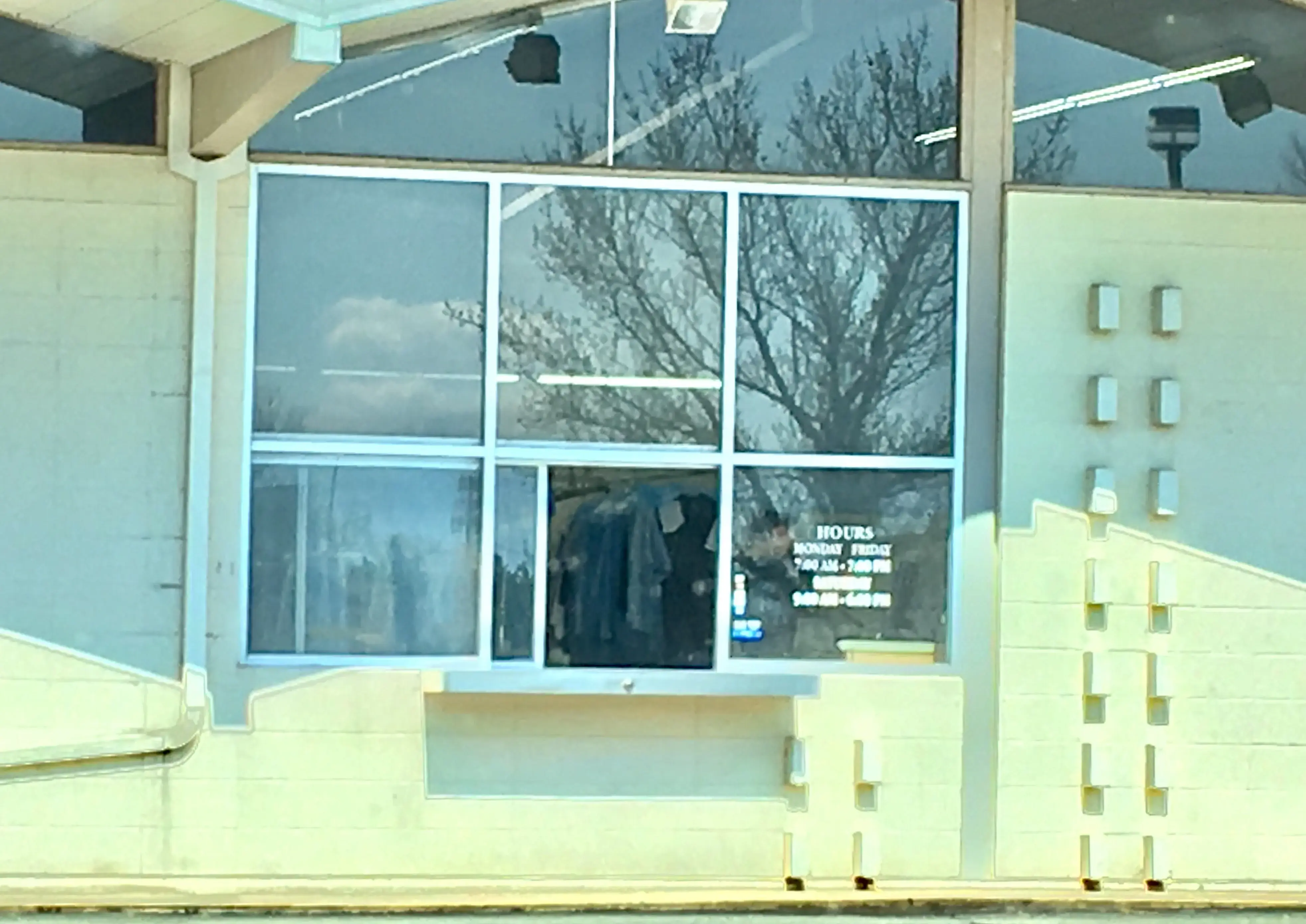 Blanco's Family Cleaners - Image 6