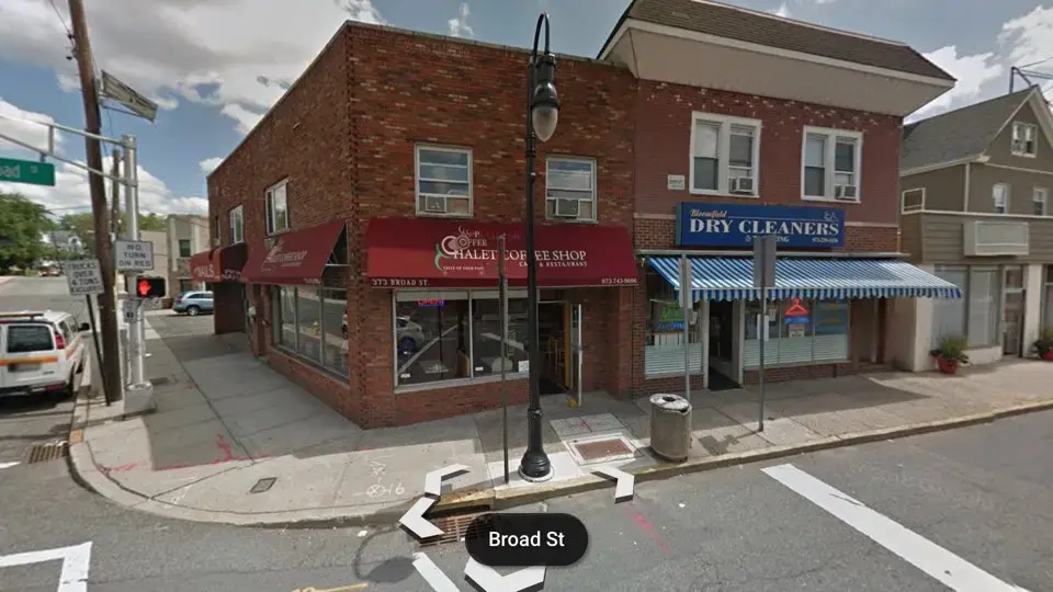 Bloomfield Dry Cleaners thumbnail 7