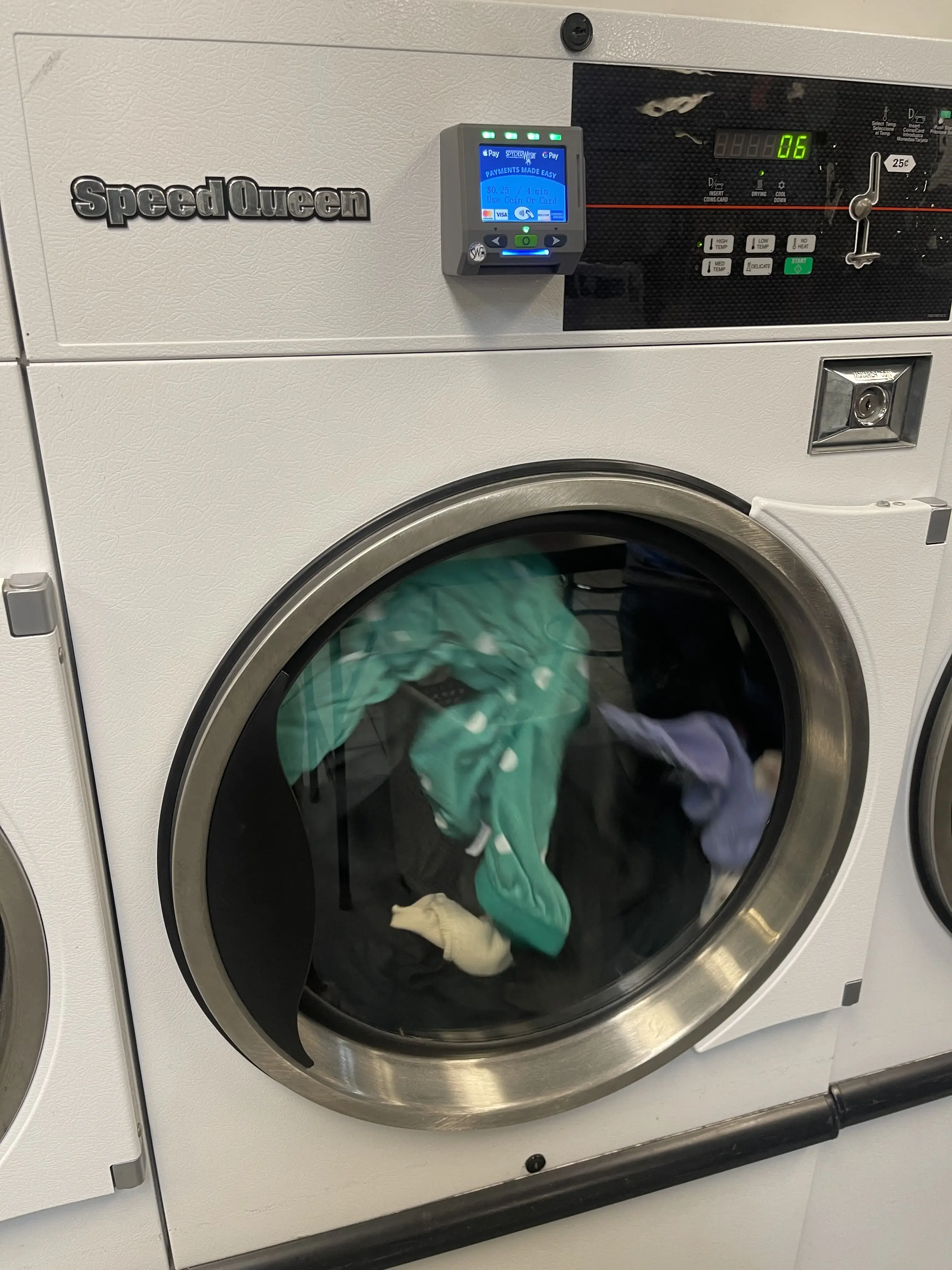 Bloomington Laundry | Courtesy Cleaning - Image 12
