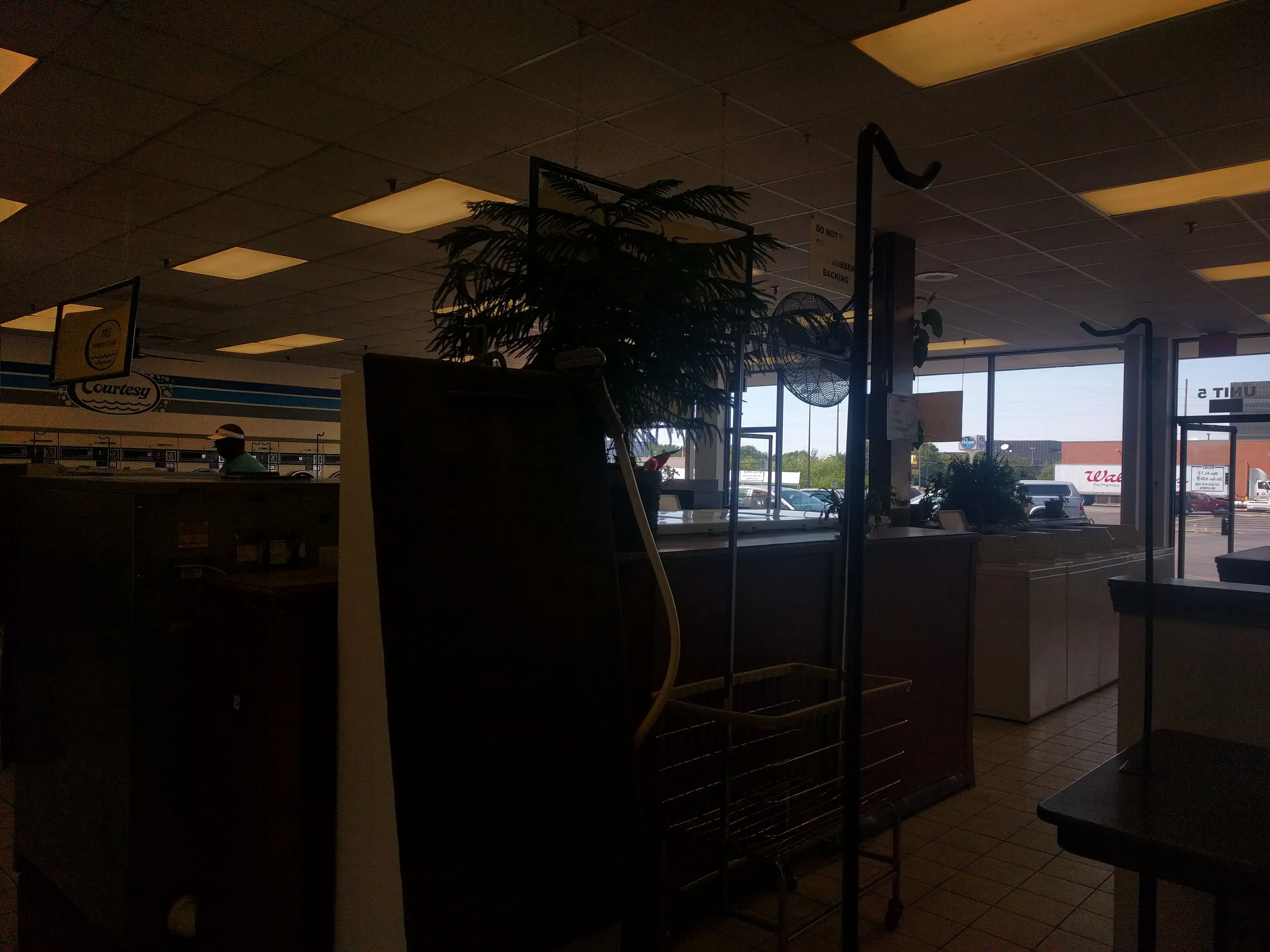 Bloomington Laundry | Courtesy Cleaning - Image 20
