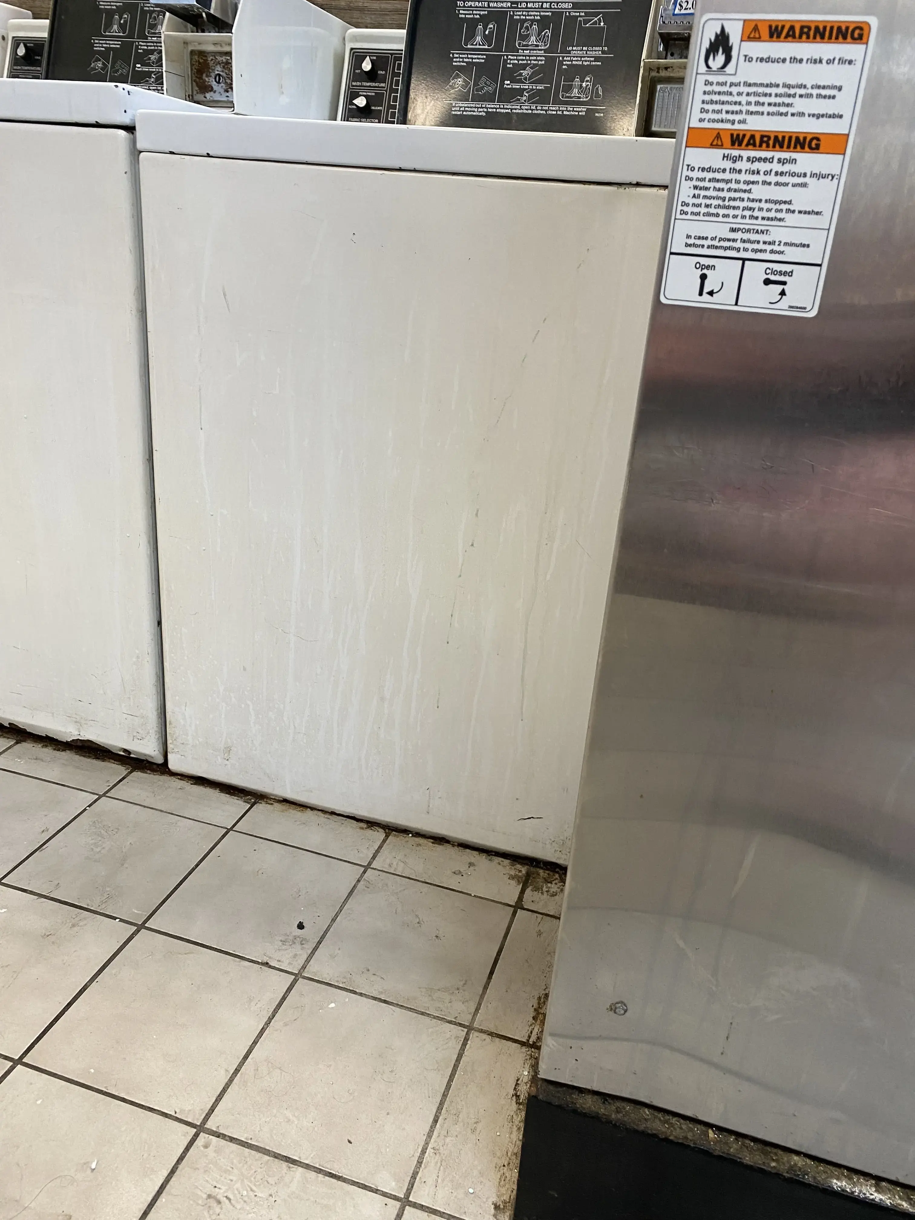 Bloomington Laundry | Courtesy Cleaning - Image 14
