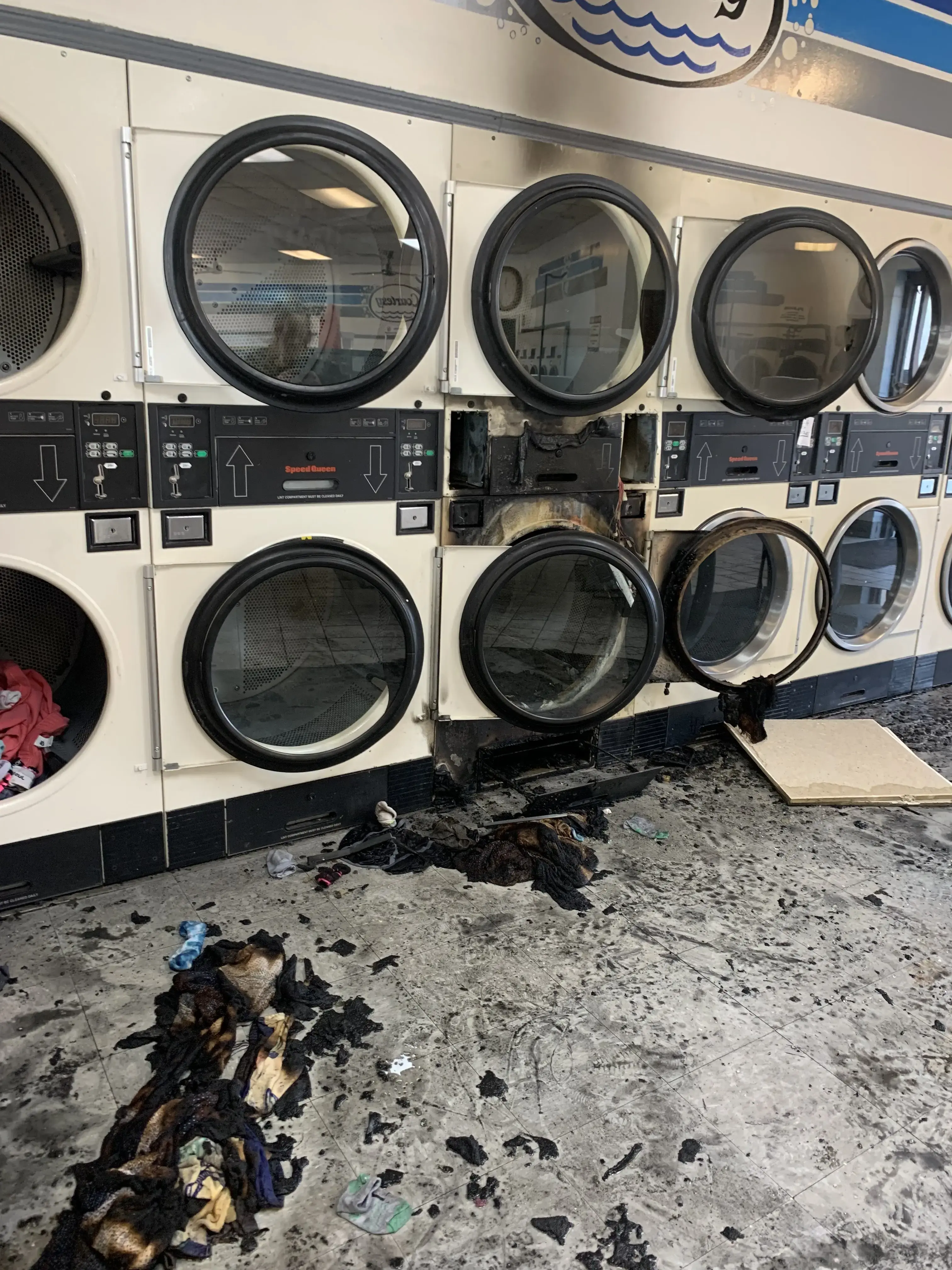 Bloomington Laundry | Courtesy Cleaning - Image 17