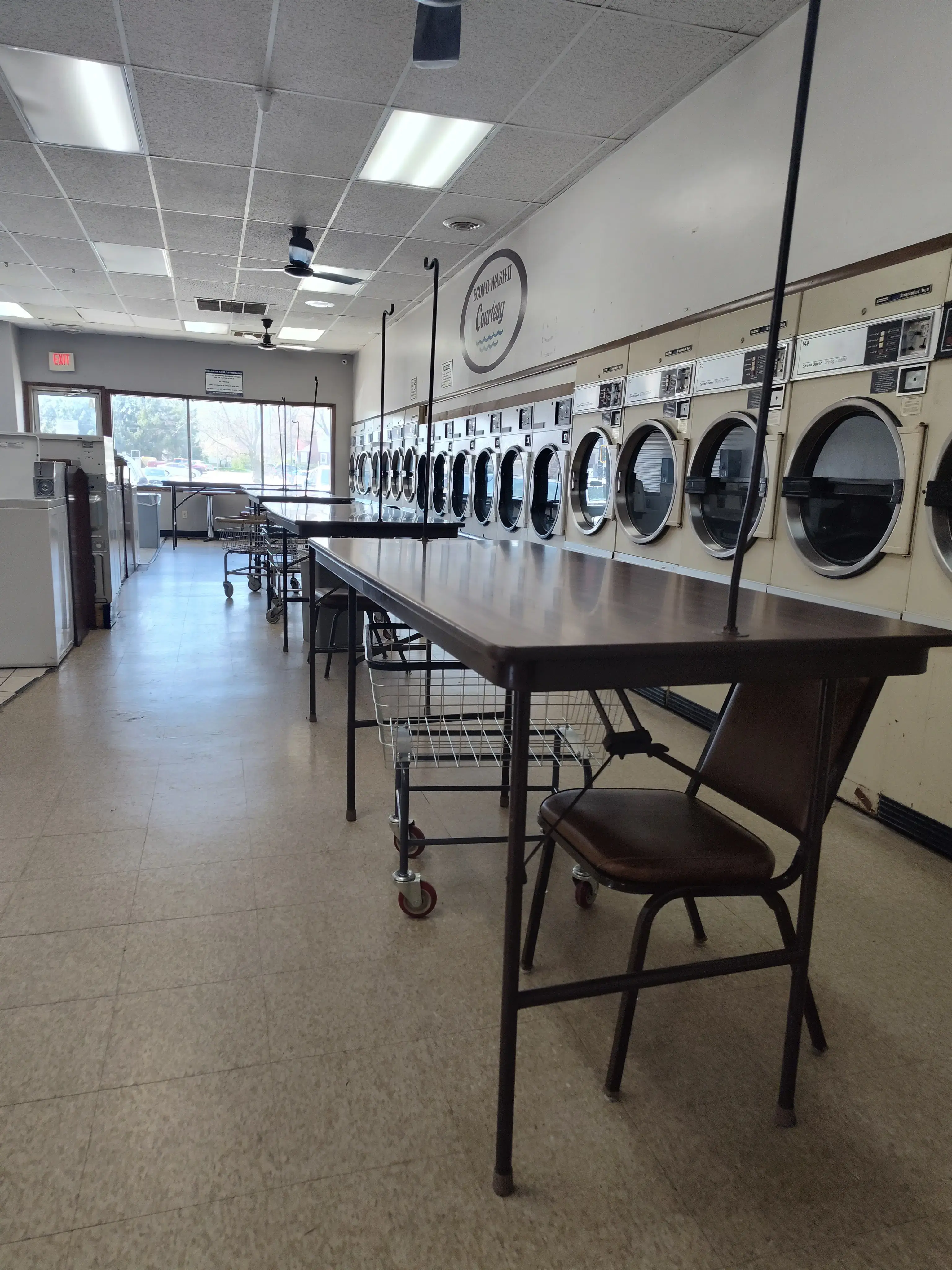 Bloomington Laundry | Econ-O-Wash thumbnail 2