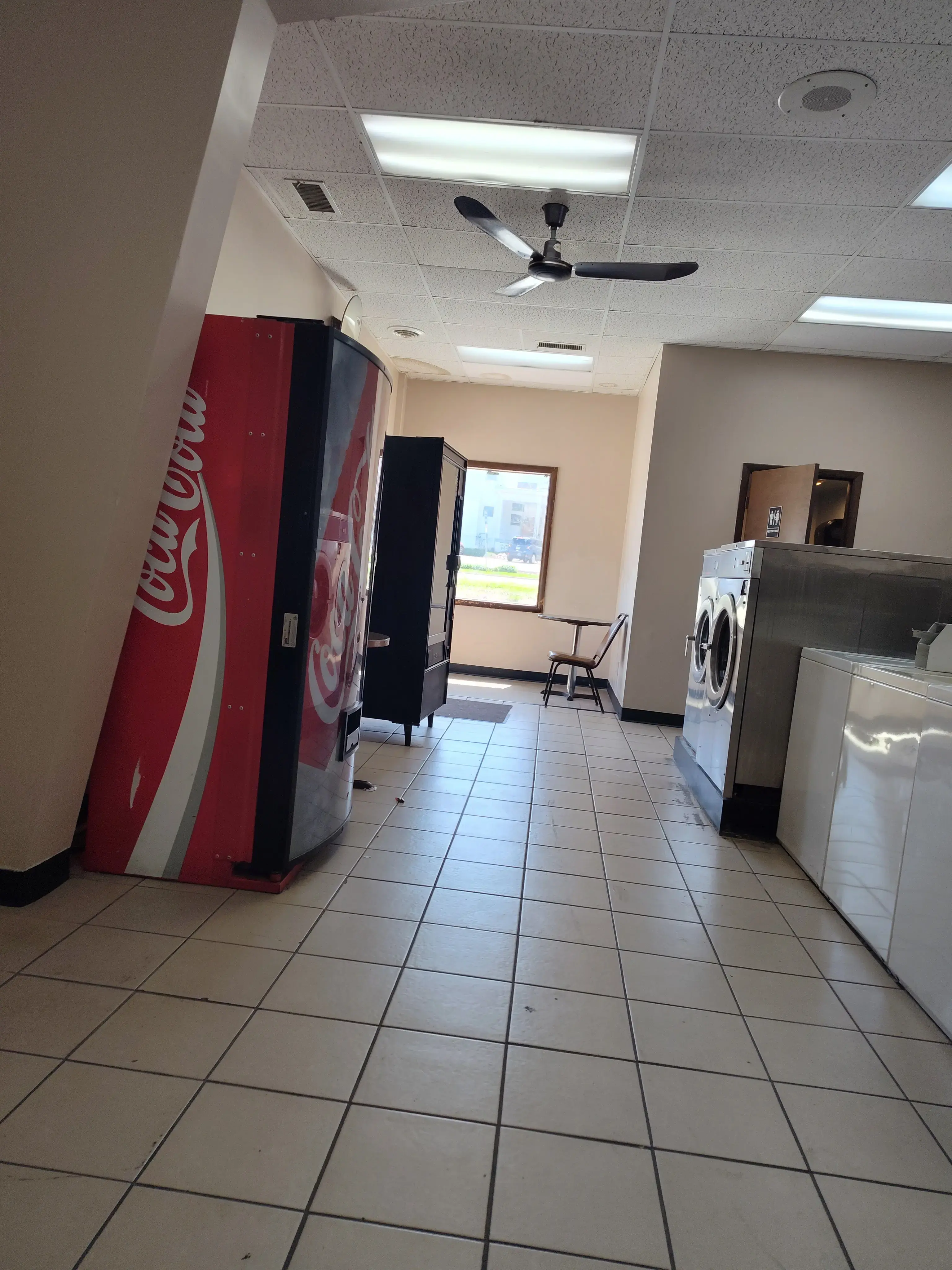 Bloomington Laundry | Econ-O-Wash location