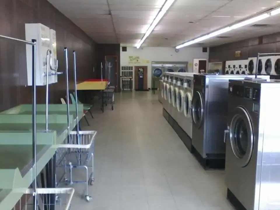 Bloomington Quick Clean Laundry location