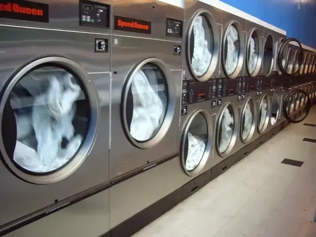 Blossom Laundromat - Pleasant Hill thumbnail 5