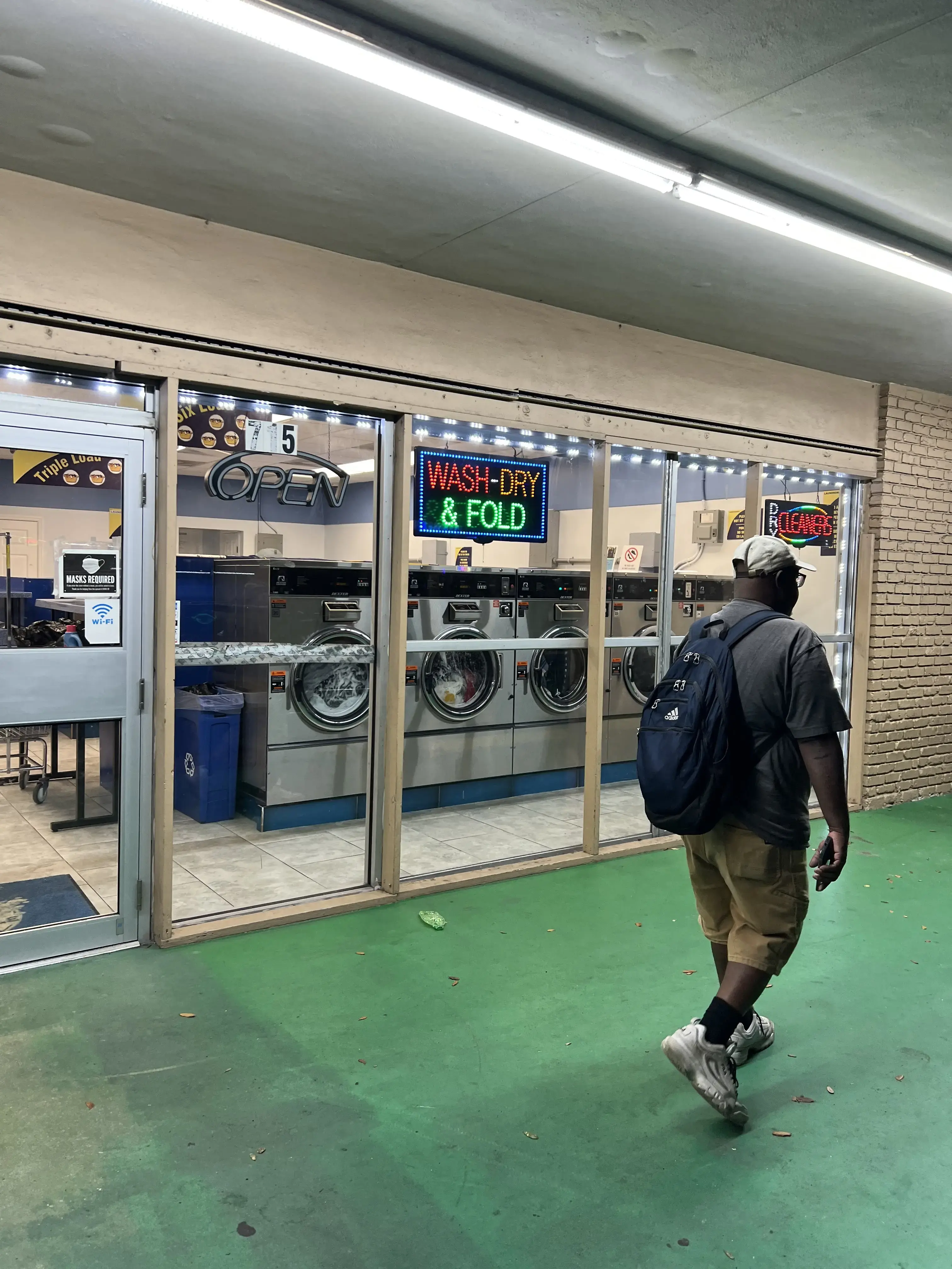 Blue Bubble Laundry - Image 7