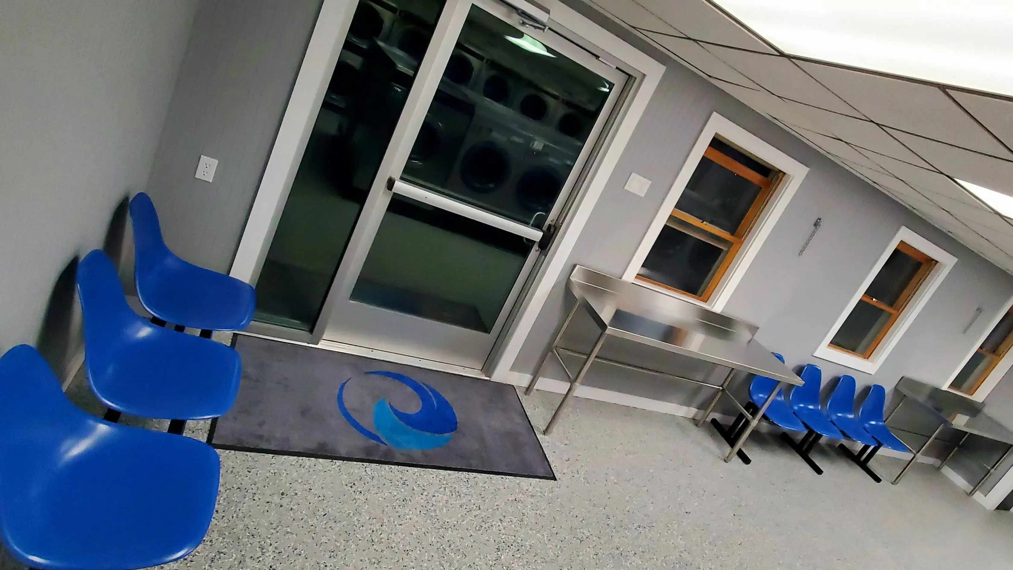 Blue Hill Laundry - Image 2