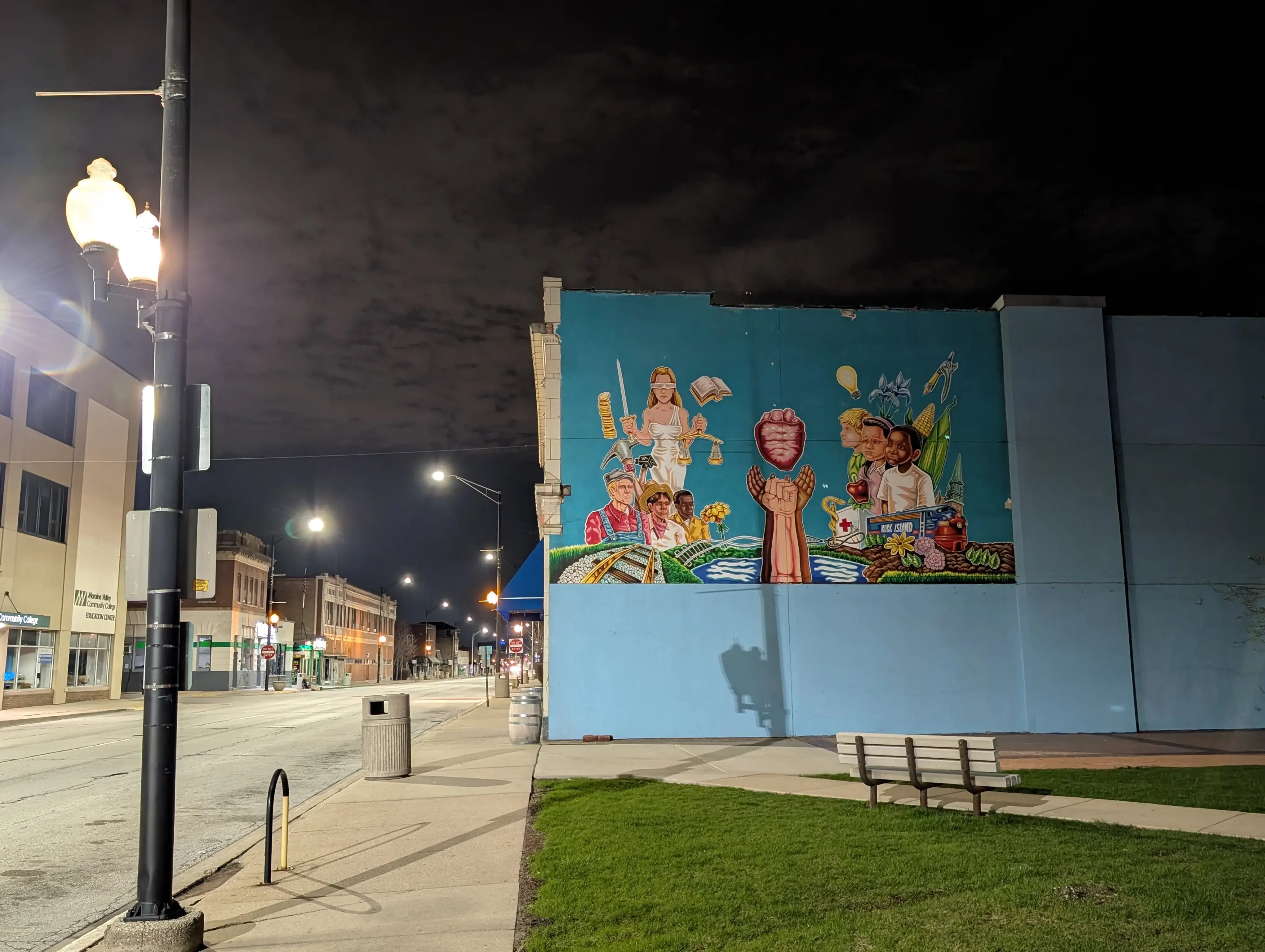 Blue Island Laundry - Image 19