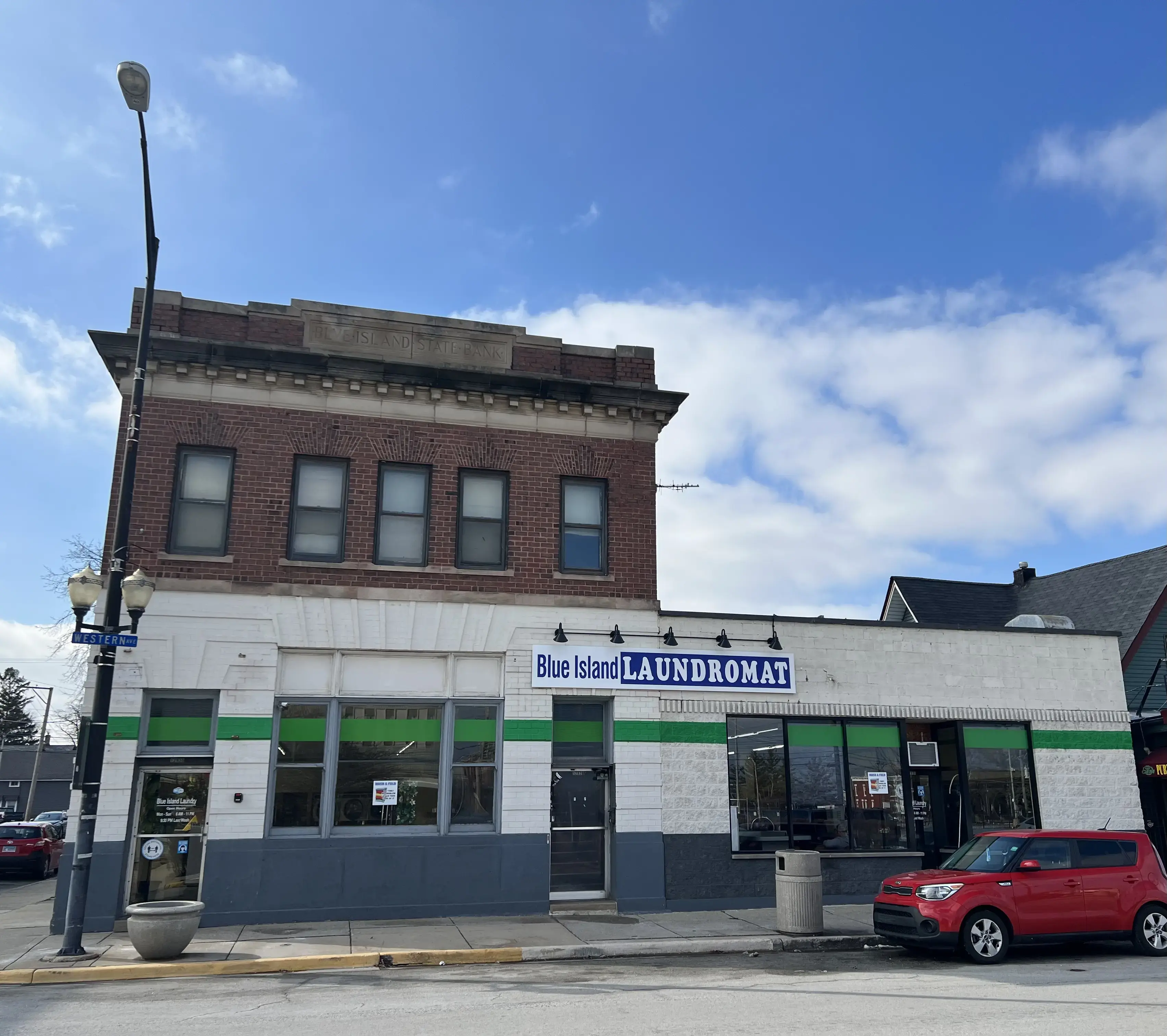 Blue Island Laundry - Image 2