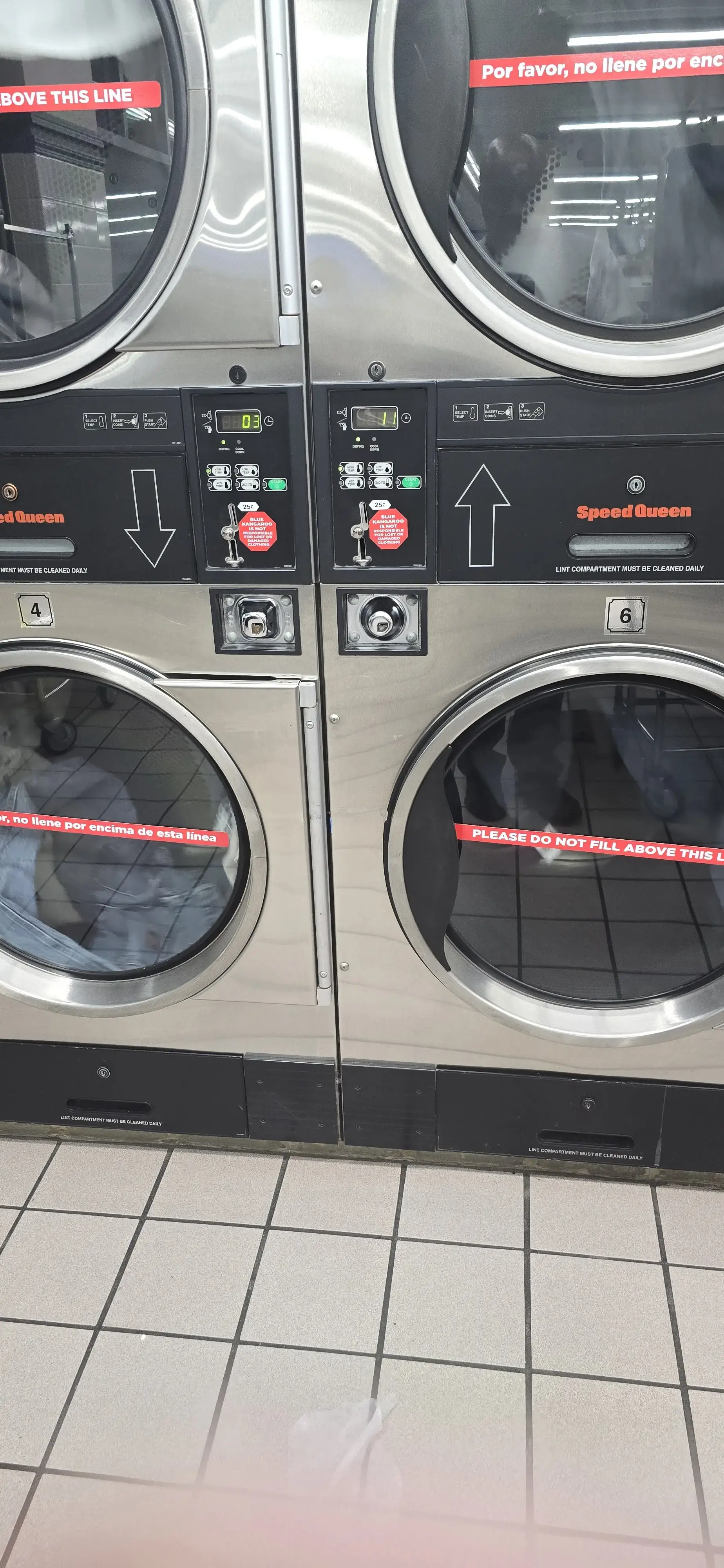 Blue Kangaroo Coin Laundry thumbnail 1