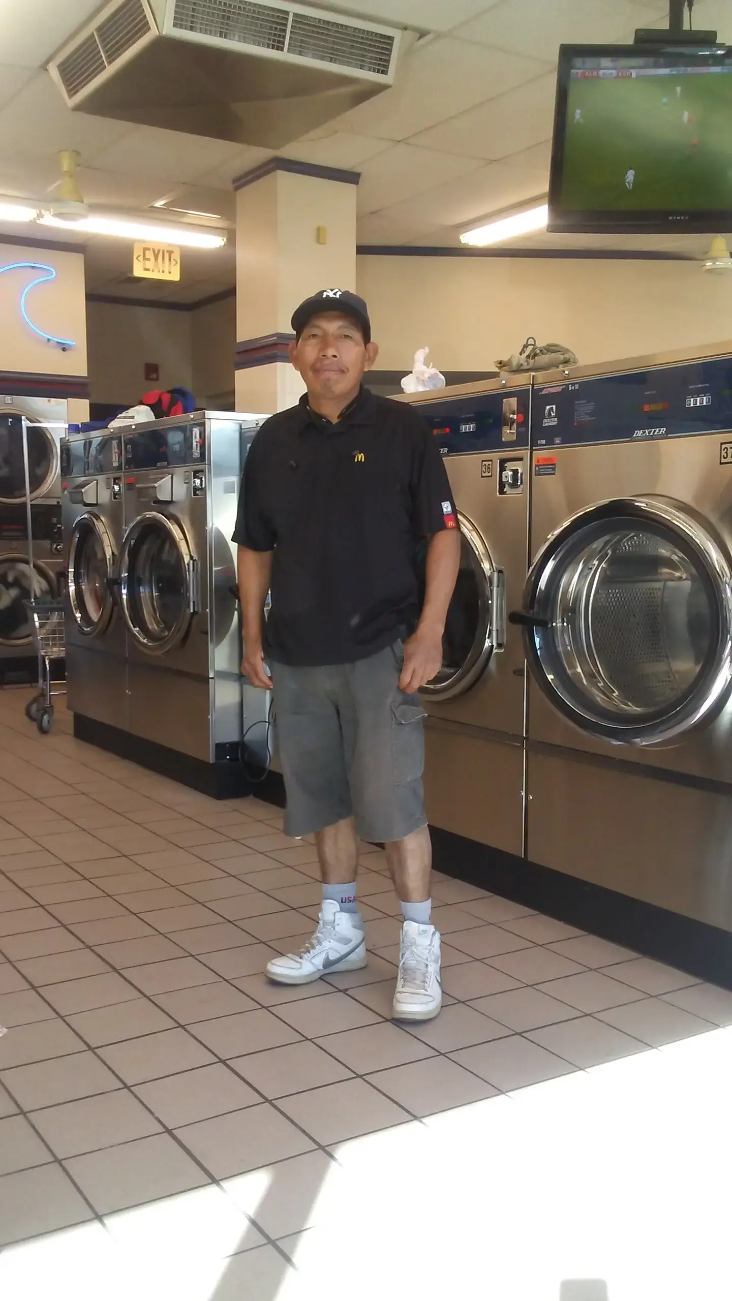 Blue Kangaroo Coin Laundry thumbnail 16