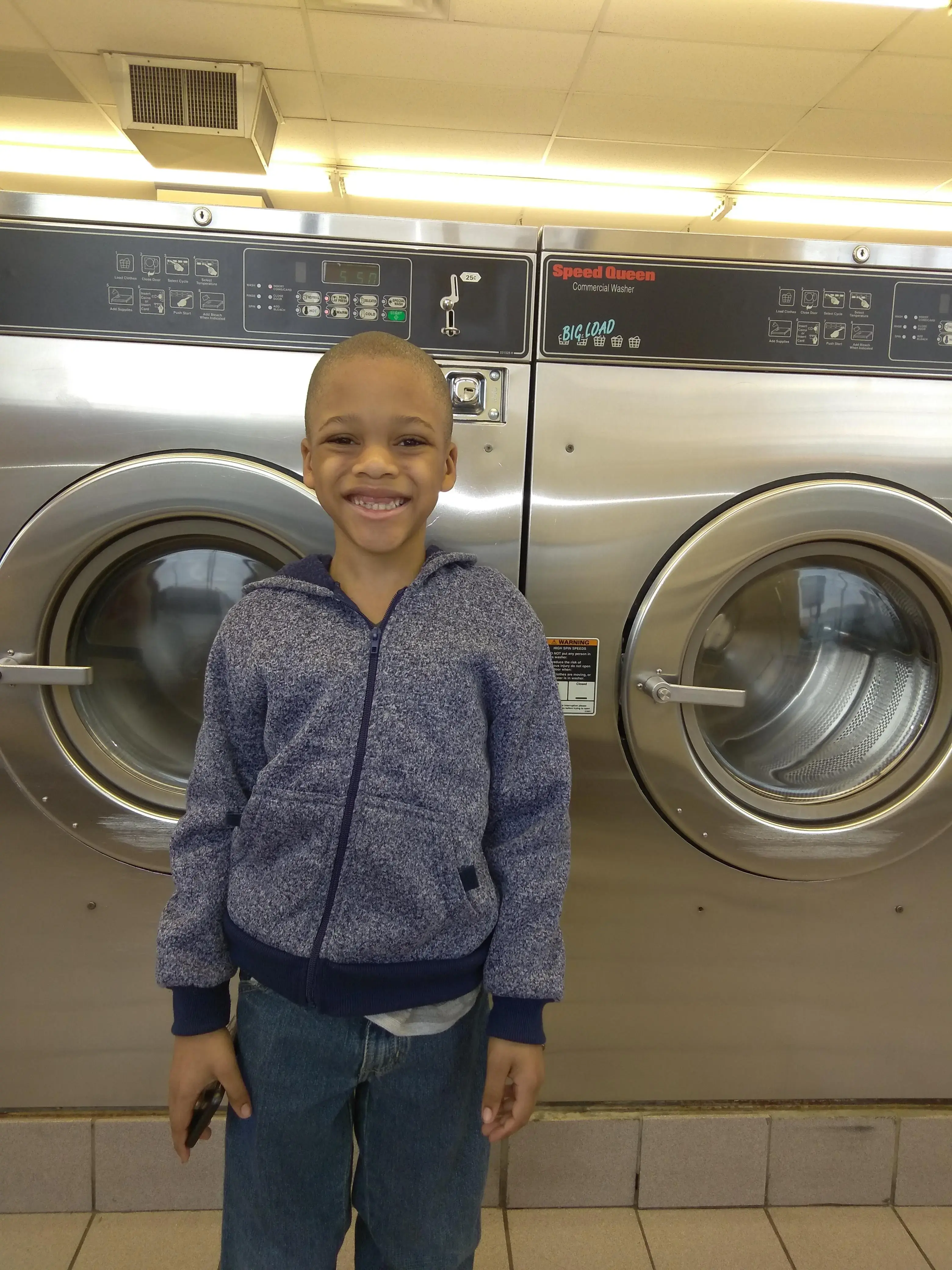 Blue Kangaroo Coin Laundry thumbnail 1