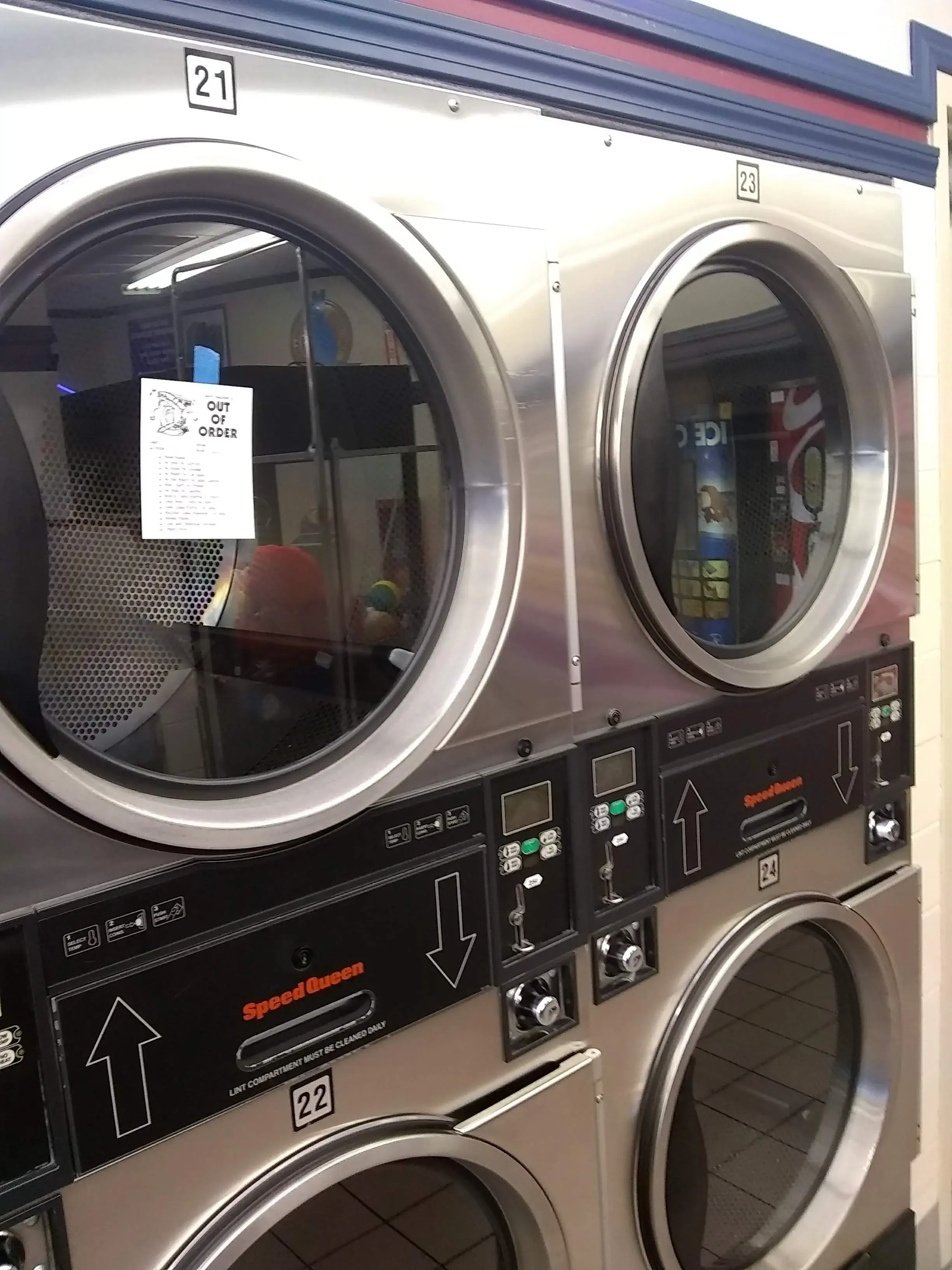 Blue Kangaroo Coin Laundry - Image 5