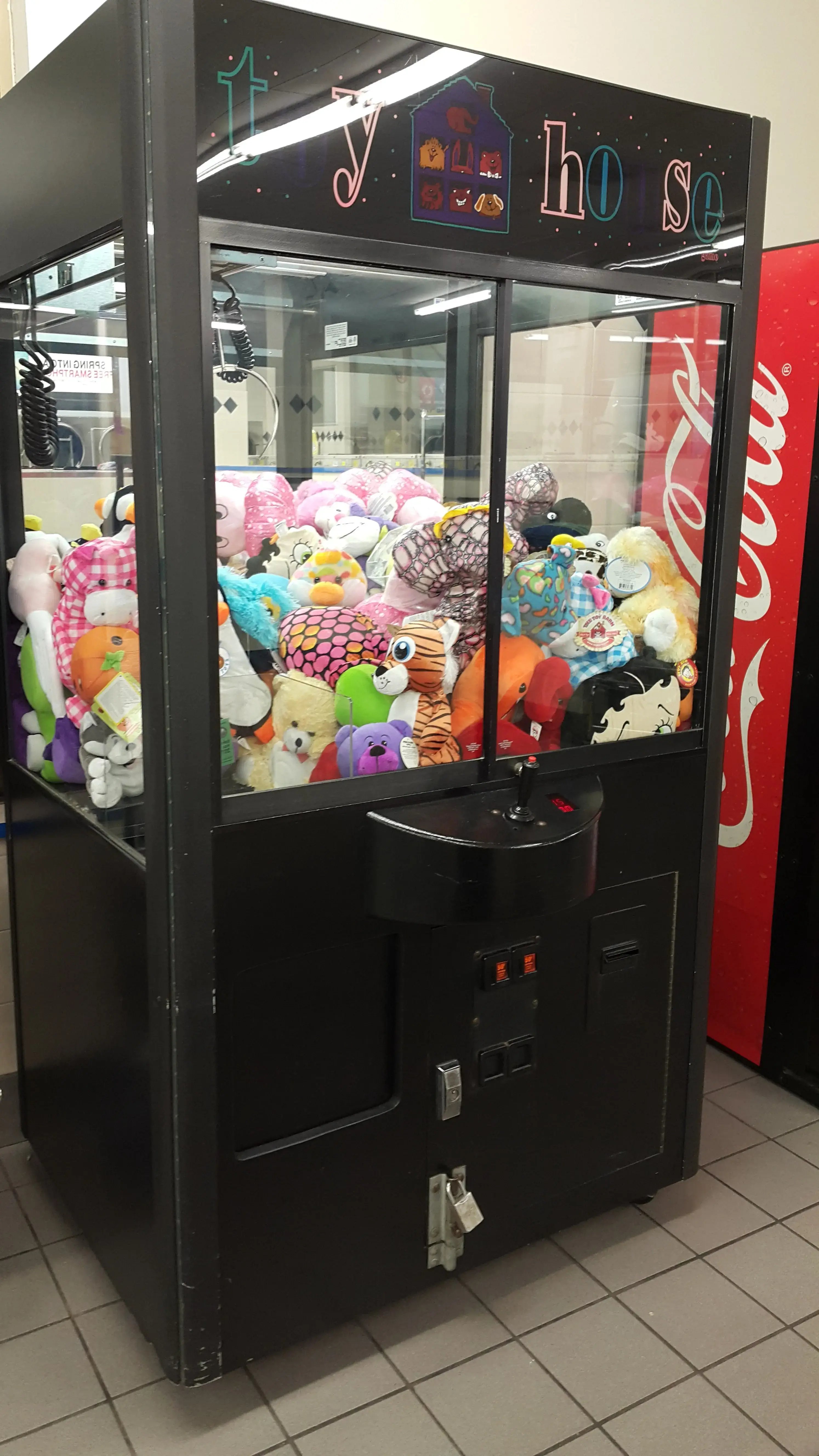 Blue Kangaroo Coin Laundry thumbnail 5