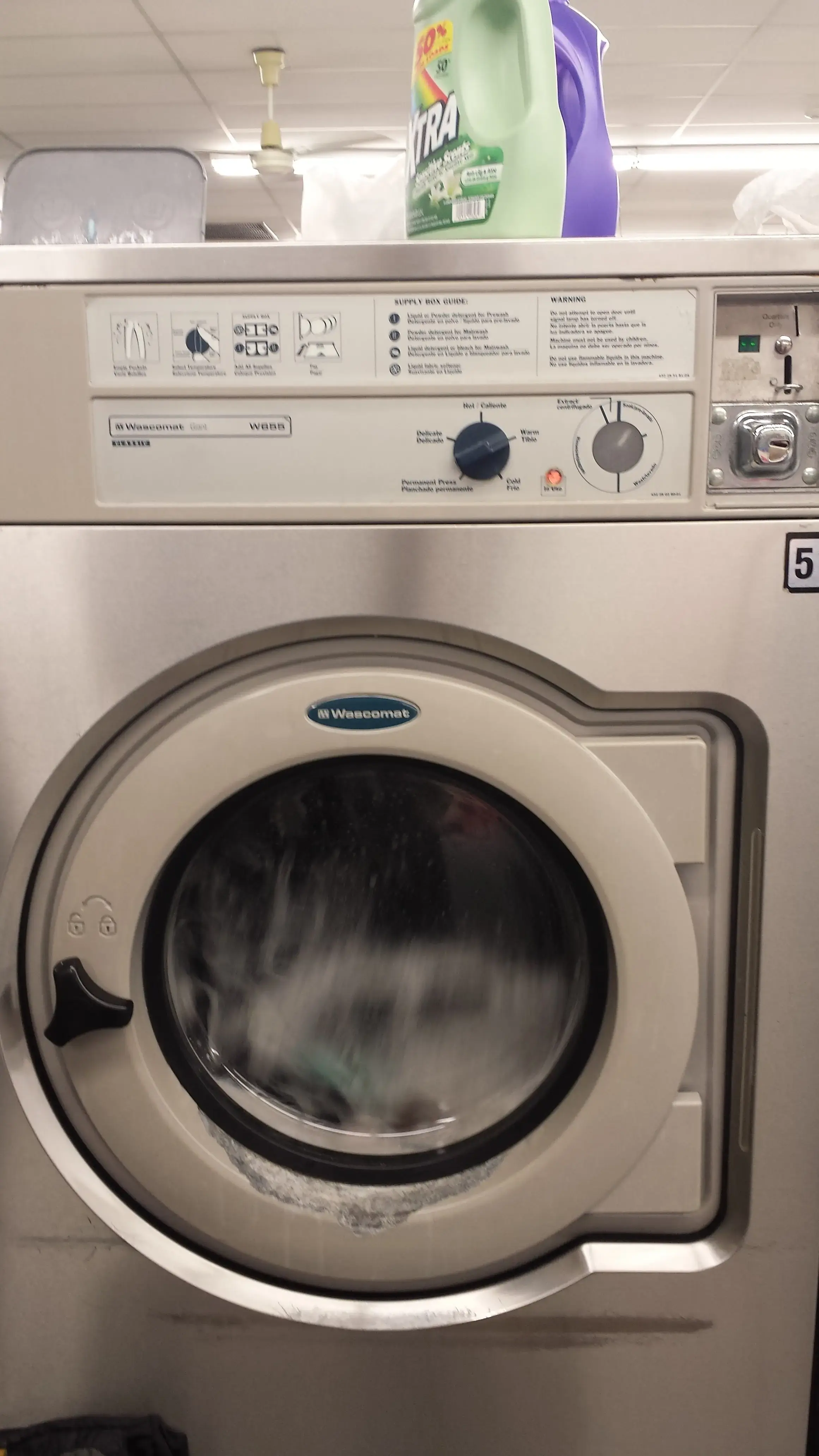 Blue Kangaroo Coin Laundry thumbnail 12