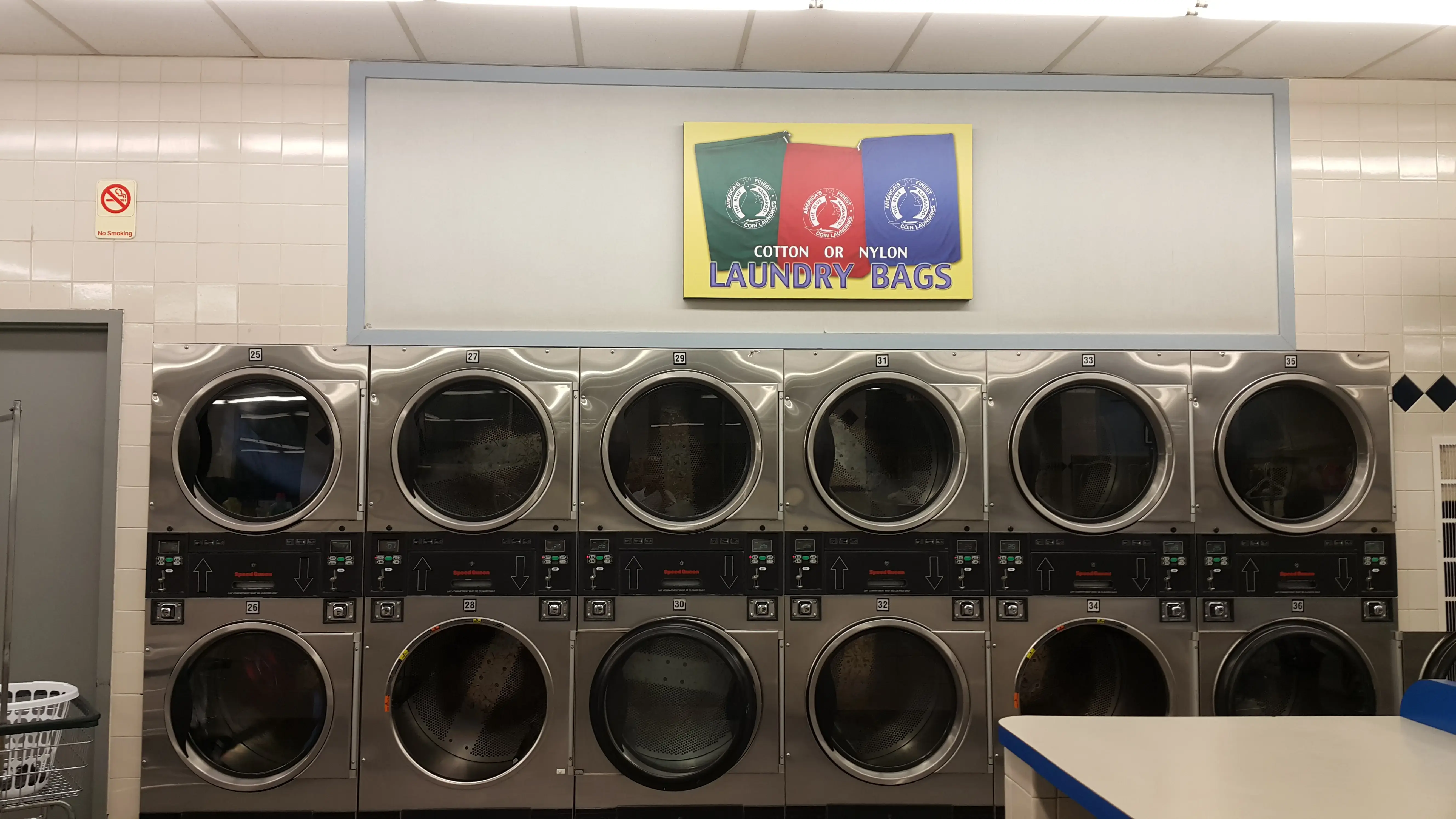 Blue Kangaroo Coin Laundry - Image 19