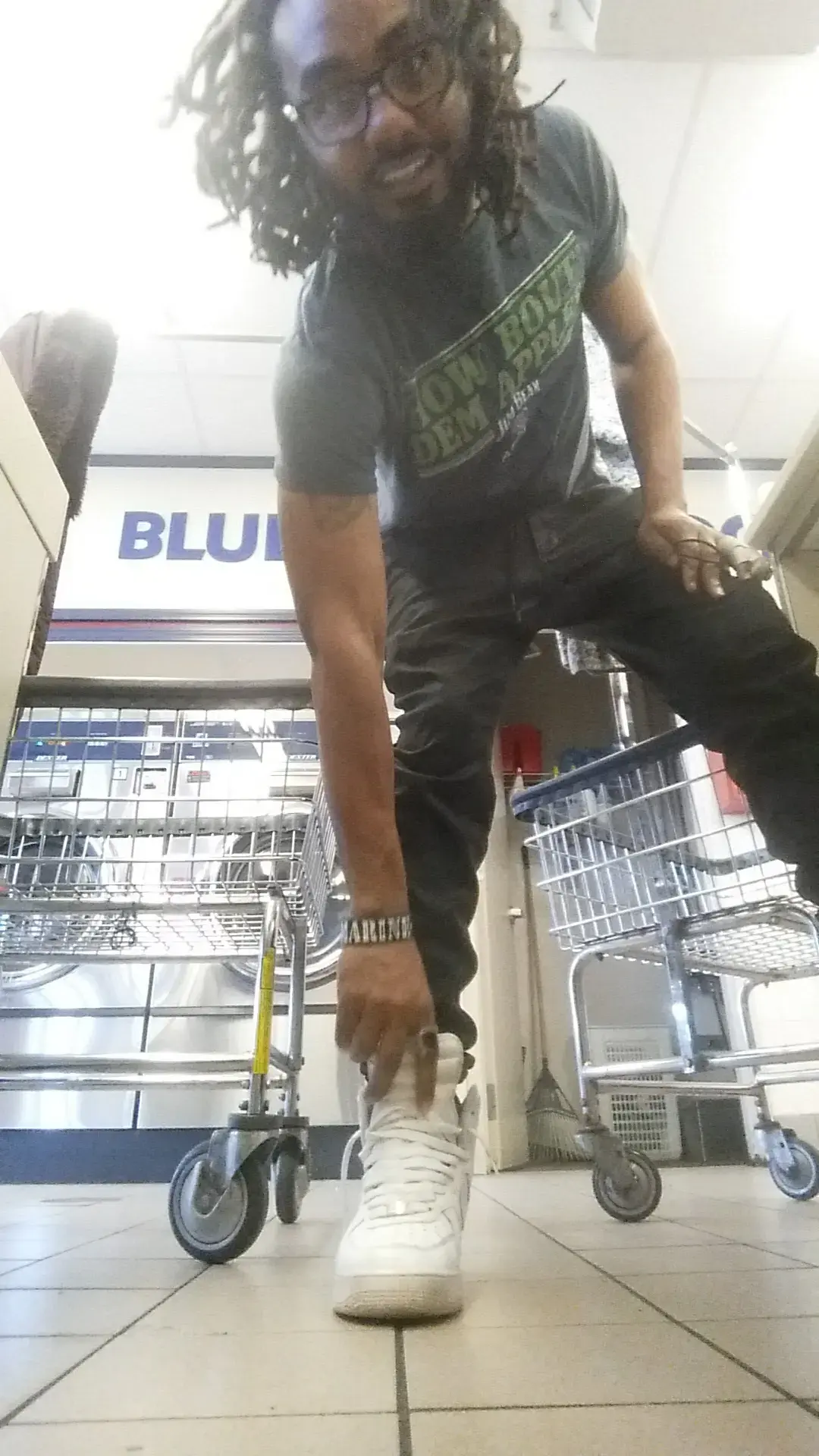 Blue Kangaroo Coin Laundry thumbnail 17