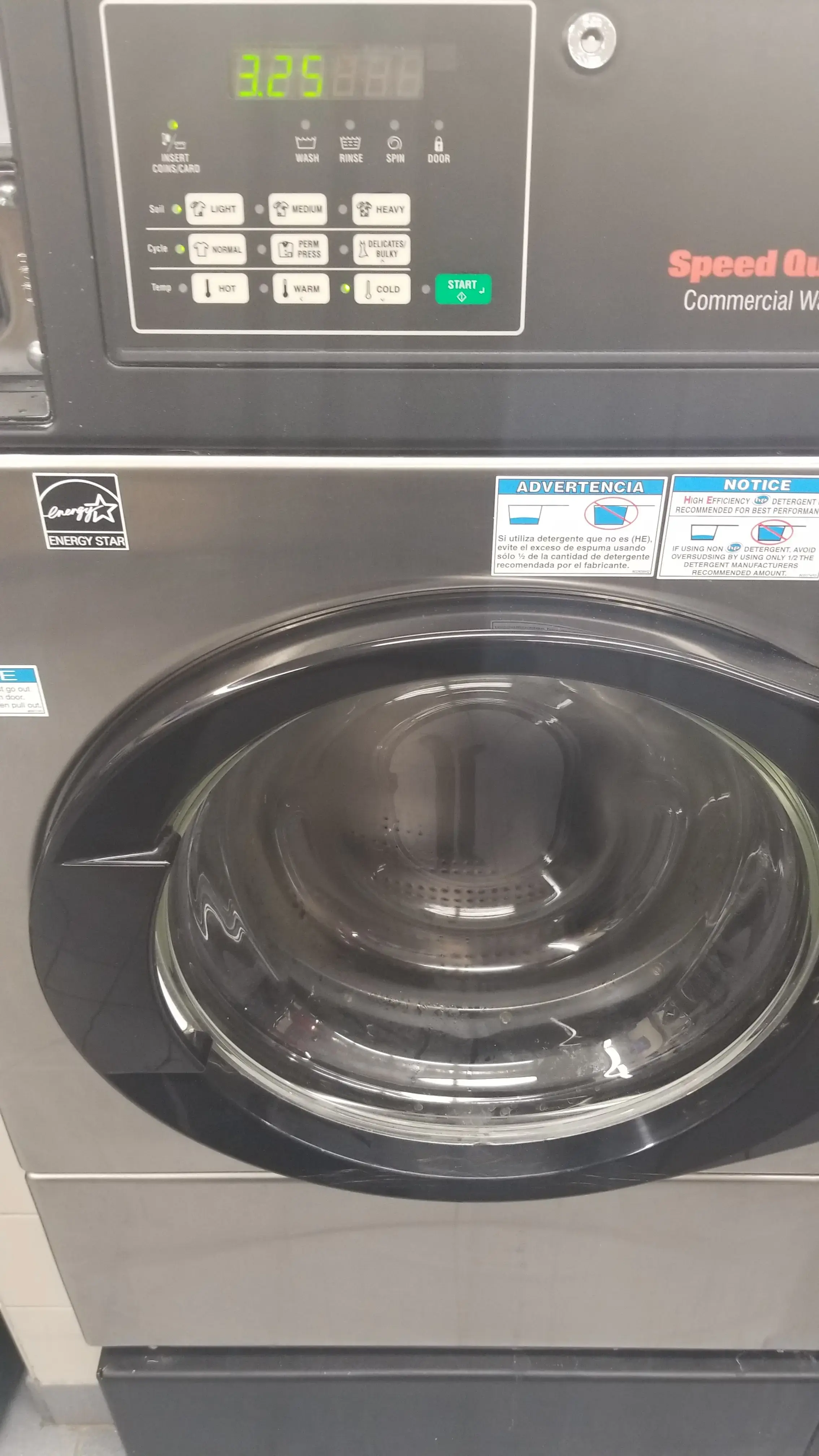 Blue Kangaroo Coin Laundry - Image 8