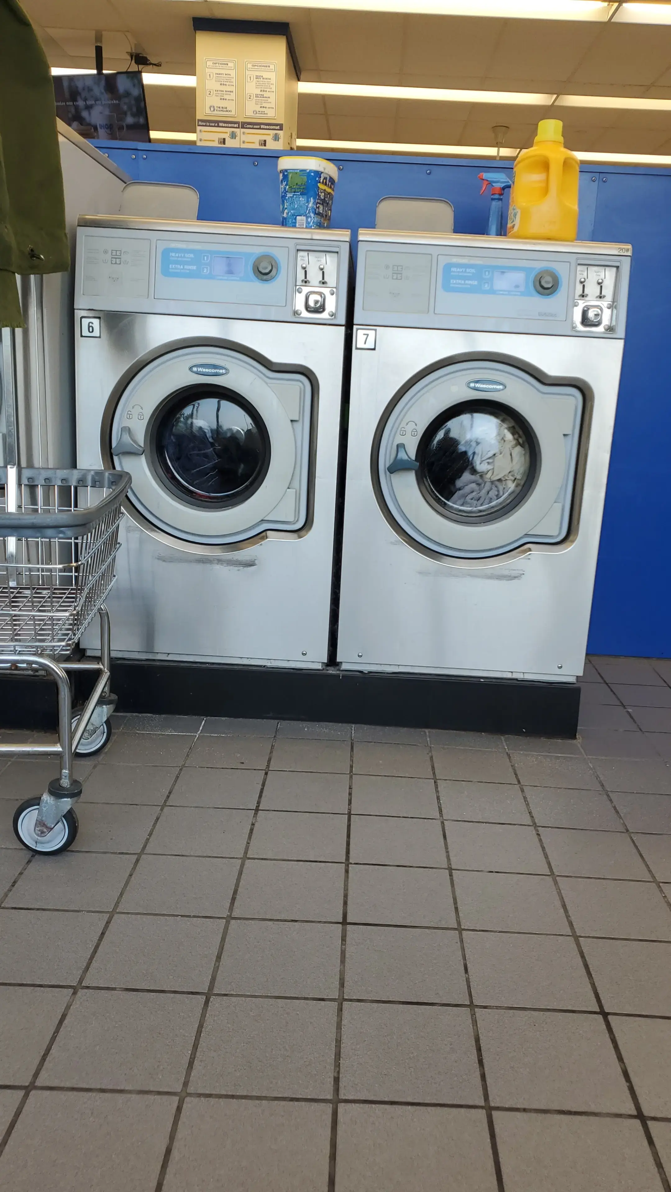 Blue Kangaroo Coin Laundry - Image 18
