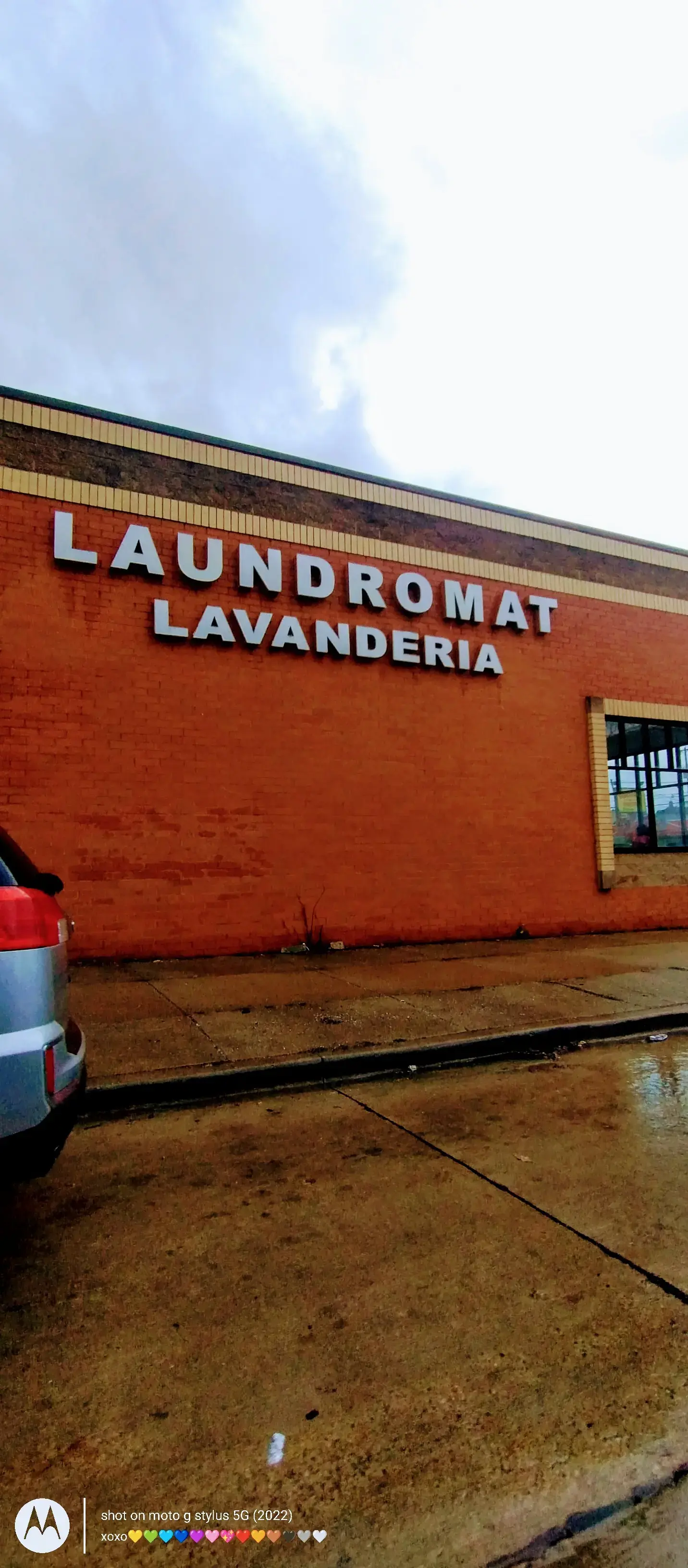 Blue Kangaroo Coin Laundry - Image 16