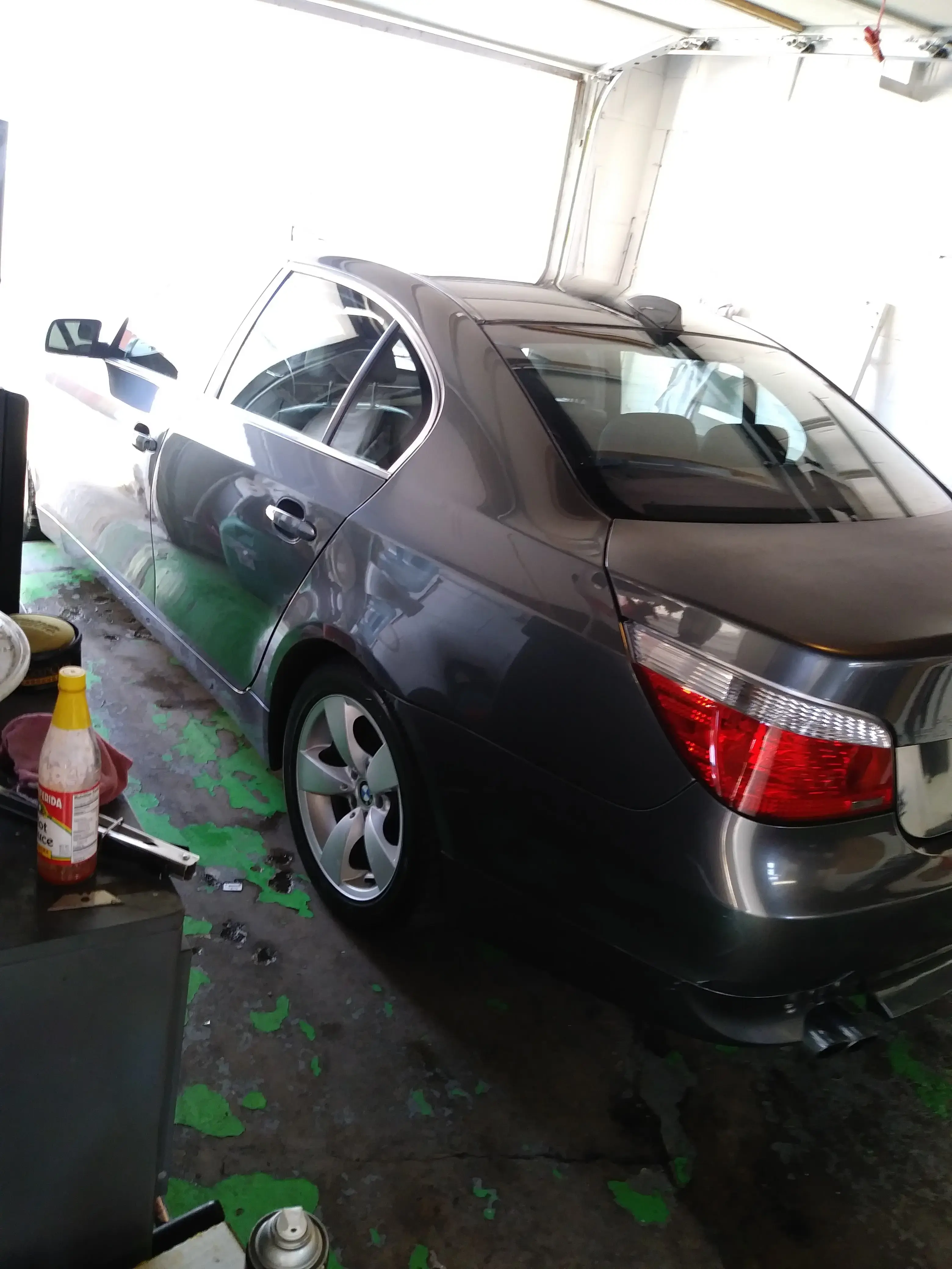 Blue Kangaroo Coin Laundry - Image 9