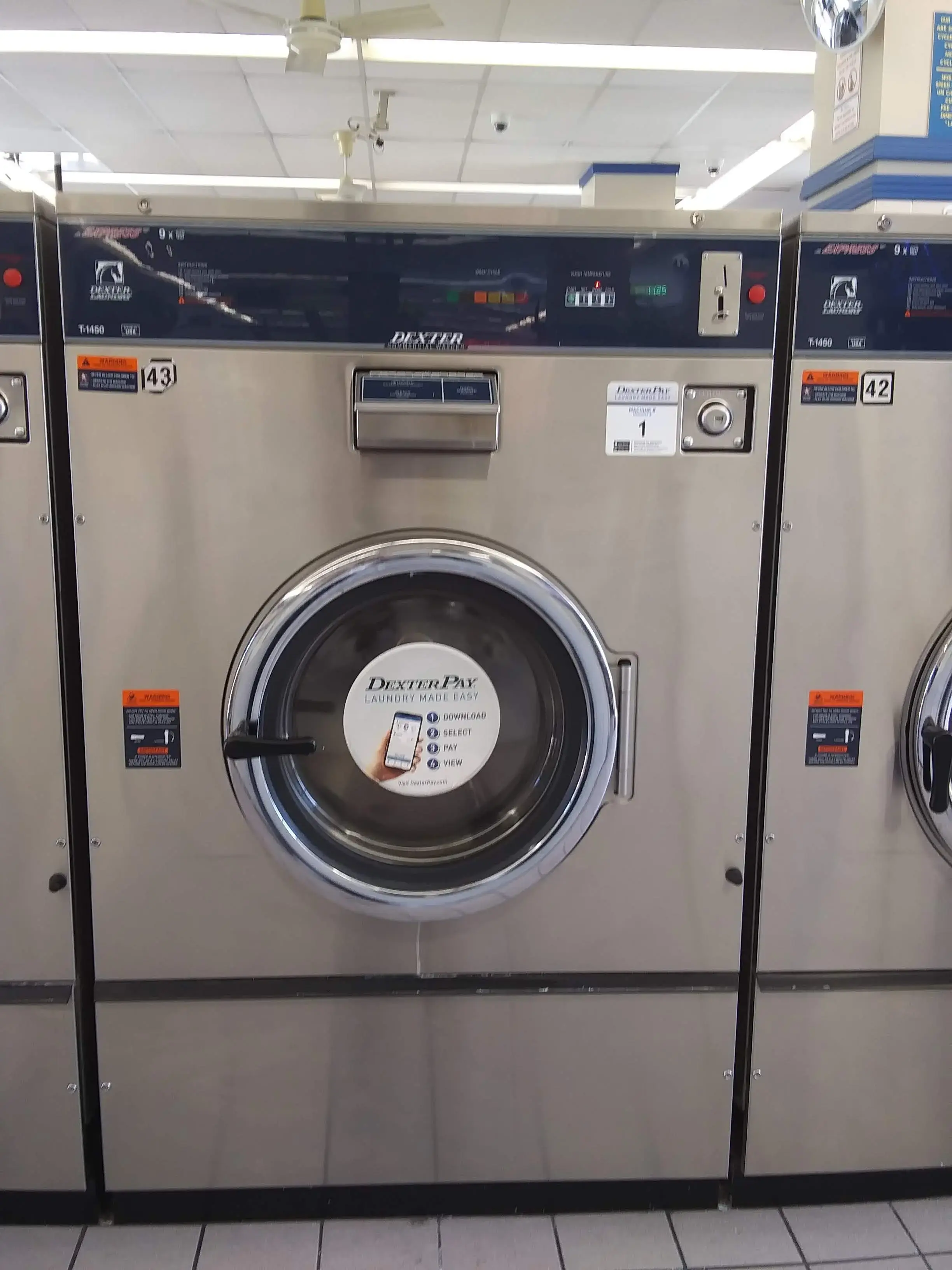 Blue Kangaroo Coin Laundry thumbnail 1